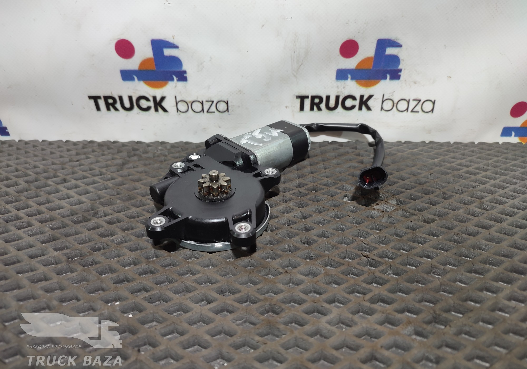 810W626450009 Моторчик стеклоподъемника правый для Sinotruk Sitrak C7H