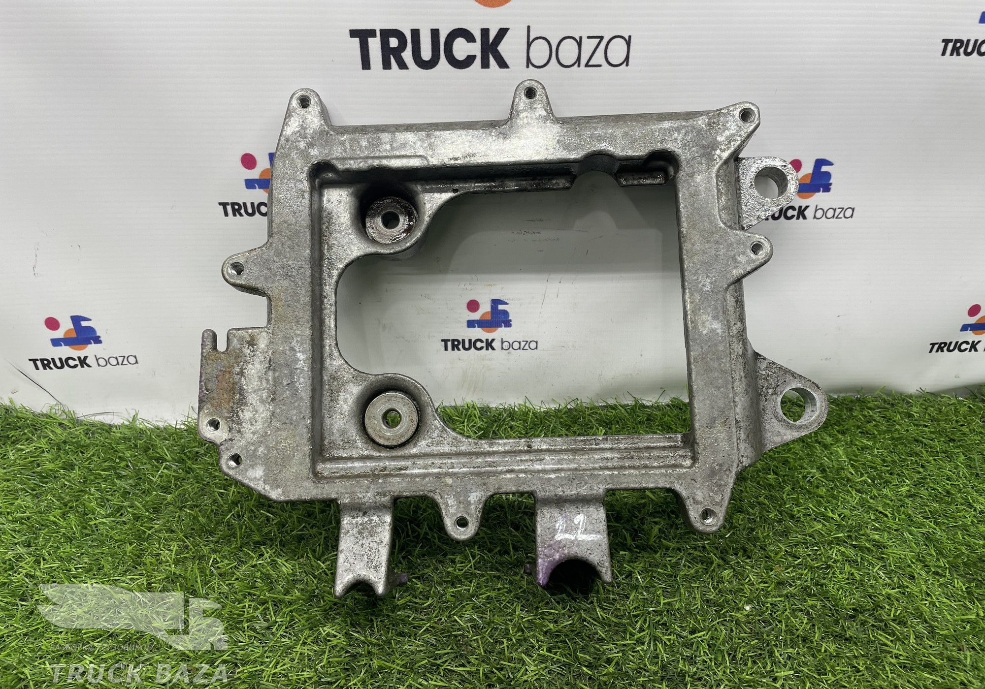 51116403034 Кронштейн блока управления ДВС для Man