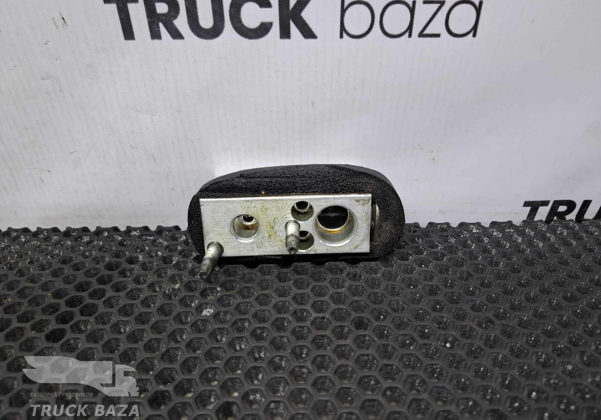 8106010C3100 Клапан кондиционера расширительный для DongFeng GX DFH4180