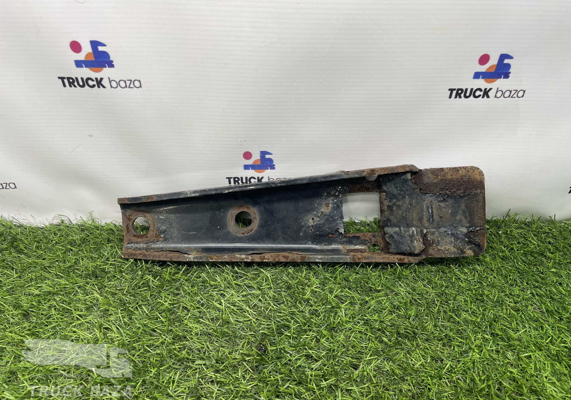 81517150045 Кронштейн ресивера