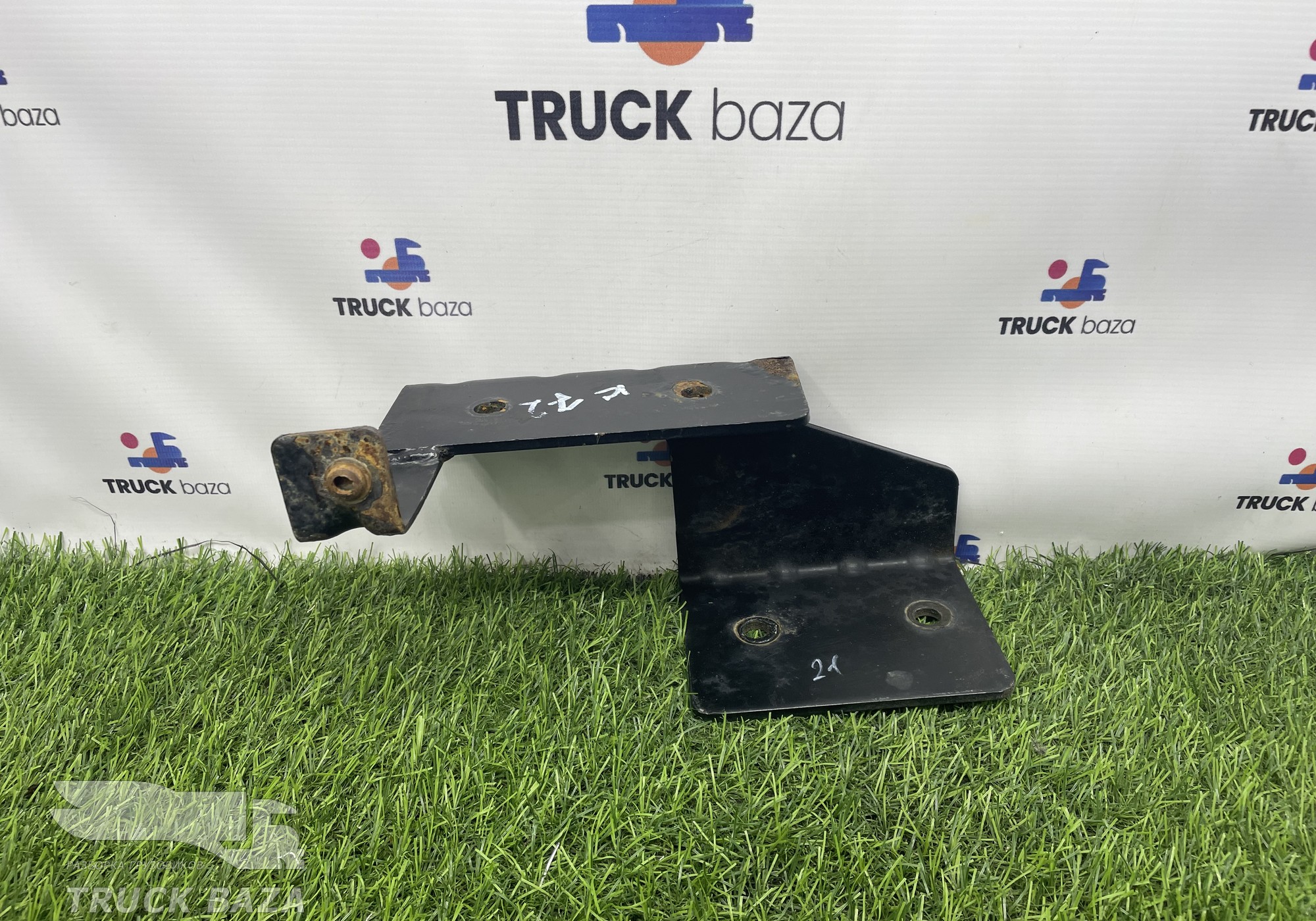 549018416333 Кронштейн крепления бампера левый для КАМАЗ 54901