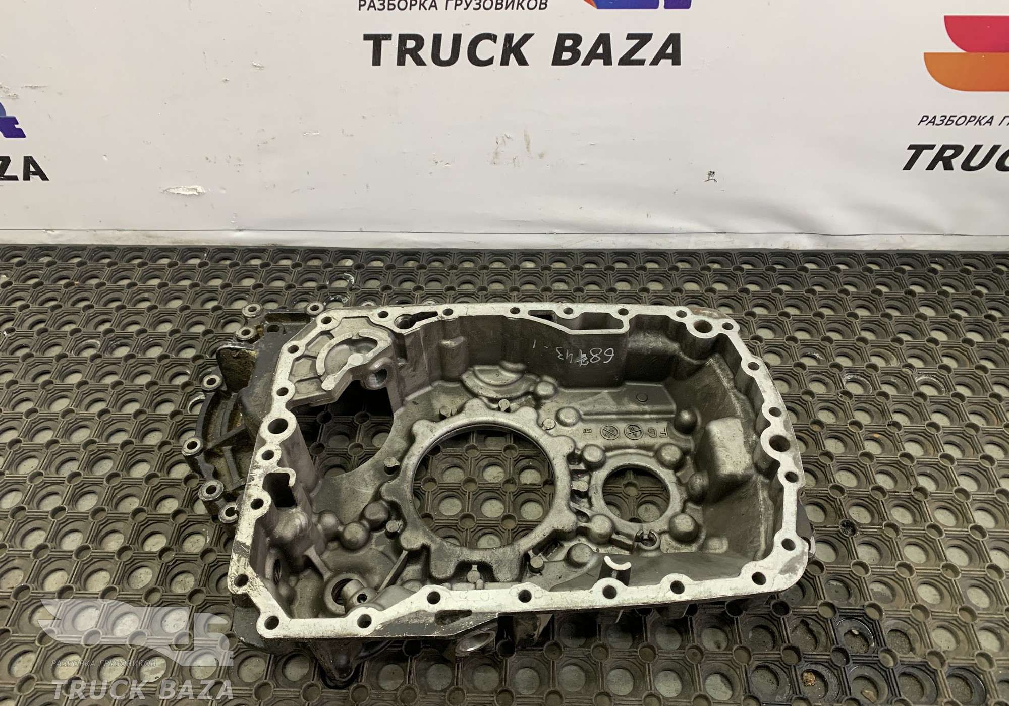 6085201079 Крышка КПП ZF задняя для Man TGA