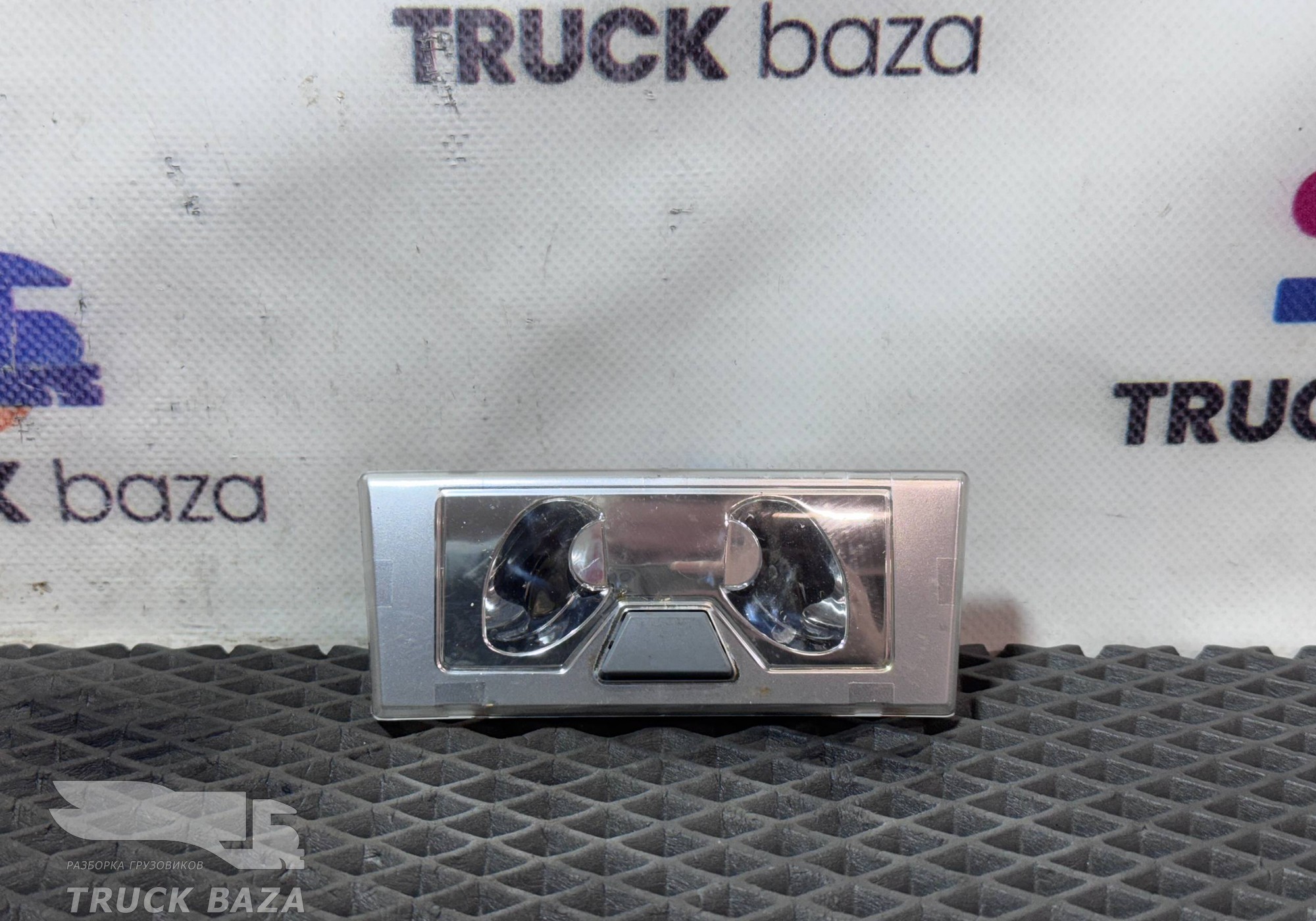 7482365310 Плафон салонный для Renault T (с 2013)