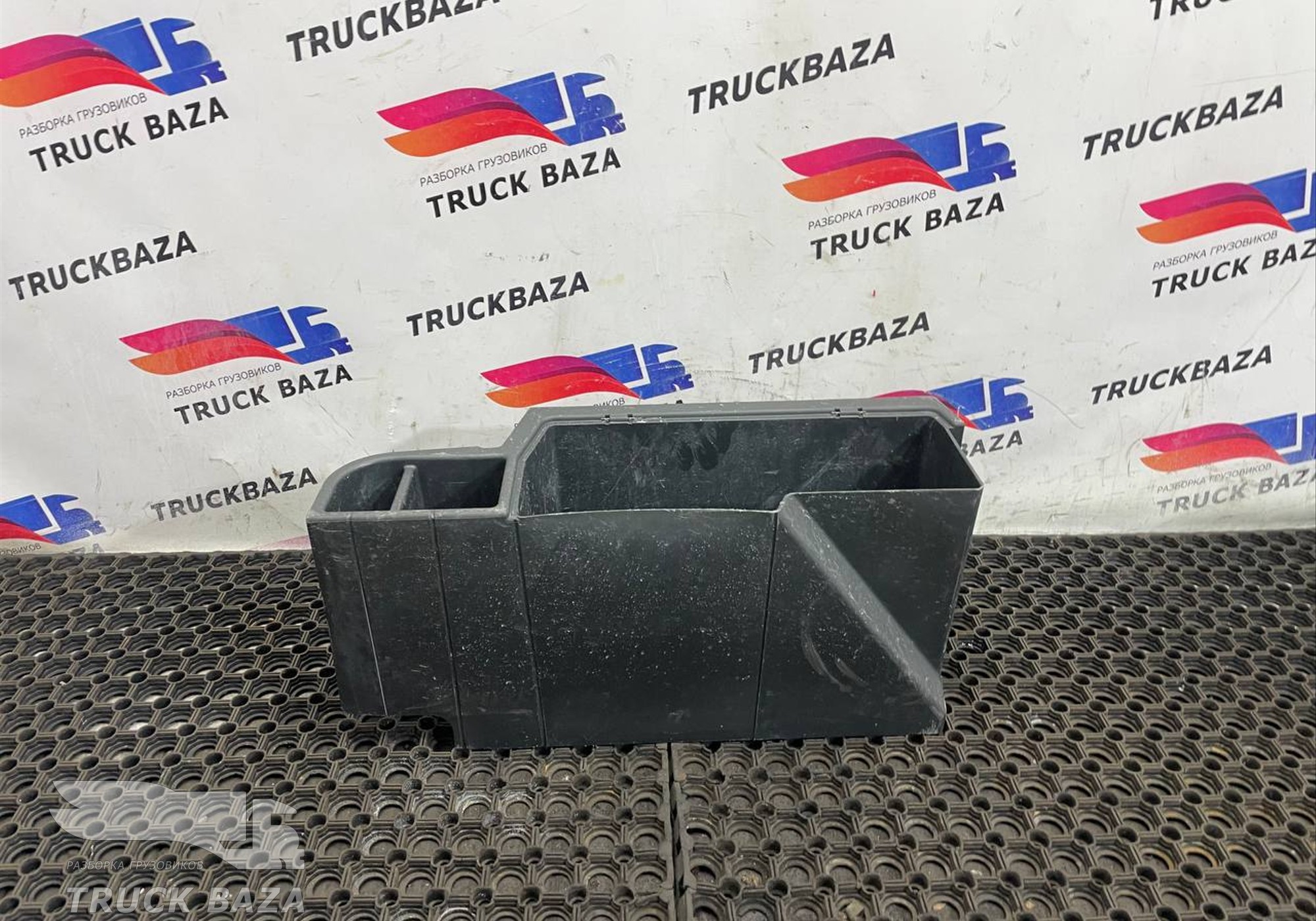 9438400574 Бардачок для Mercedes-Benz Actros MP3 (с 2008)