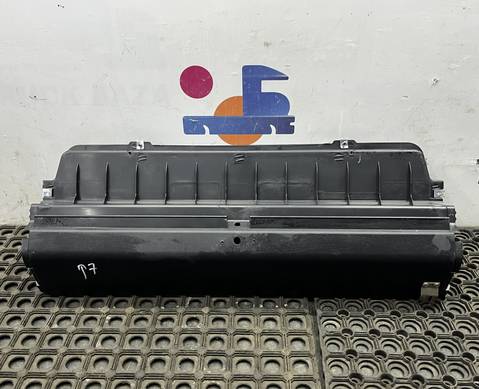 811W639036132 Бардачок кабины средний для Sinotruk Sitrak C7H