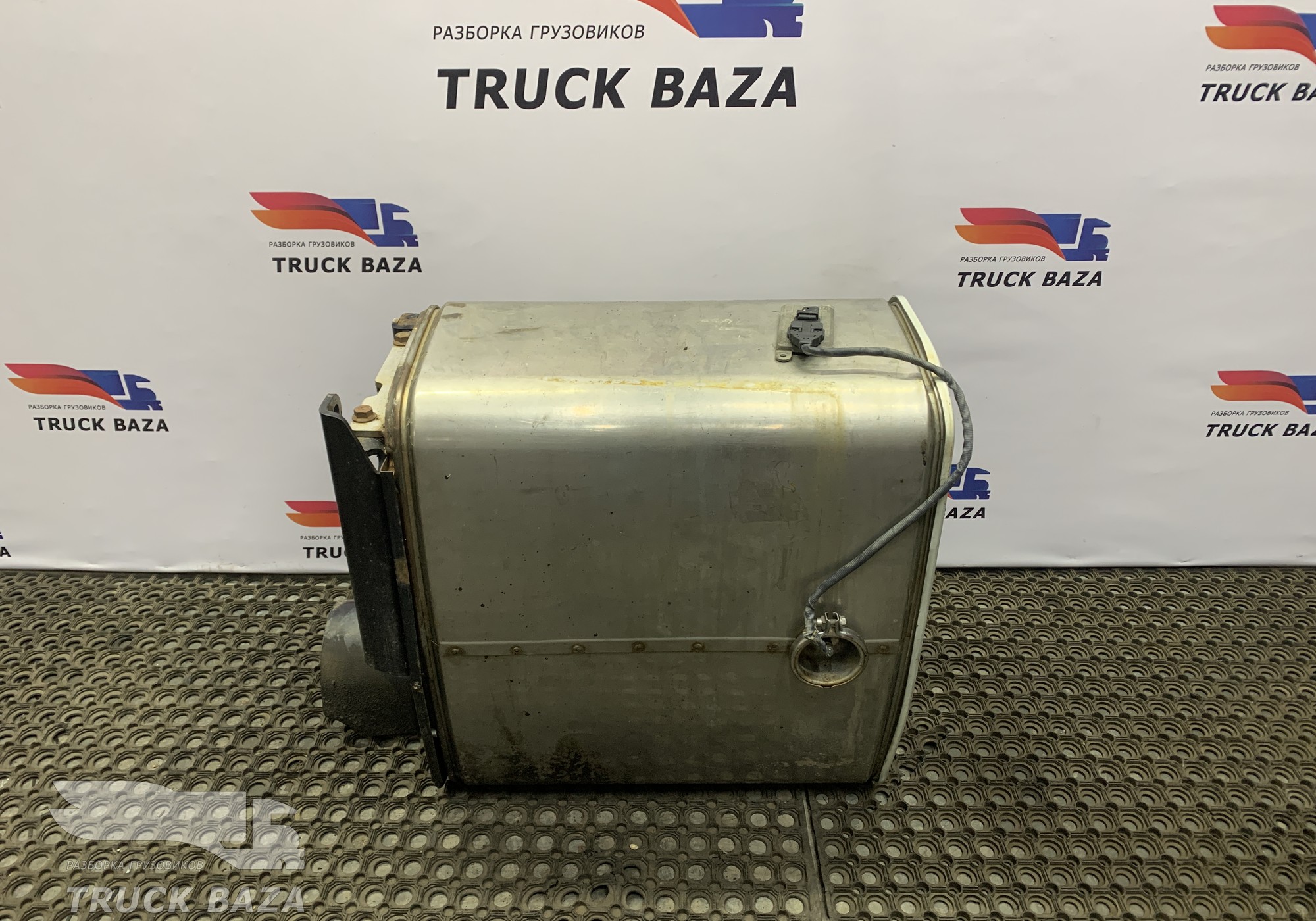 81151036041 Глушитель основной