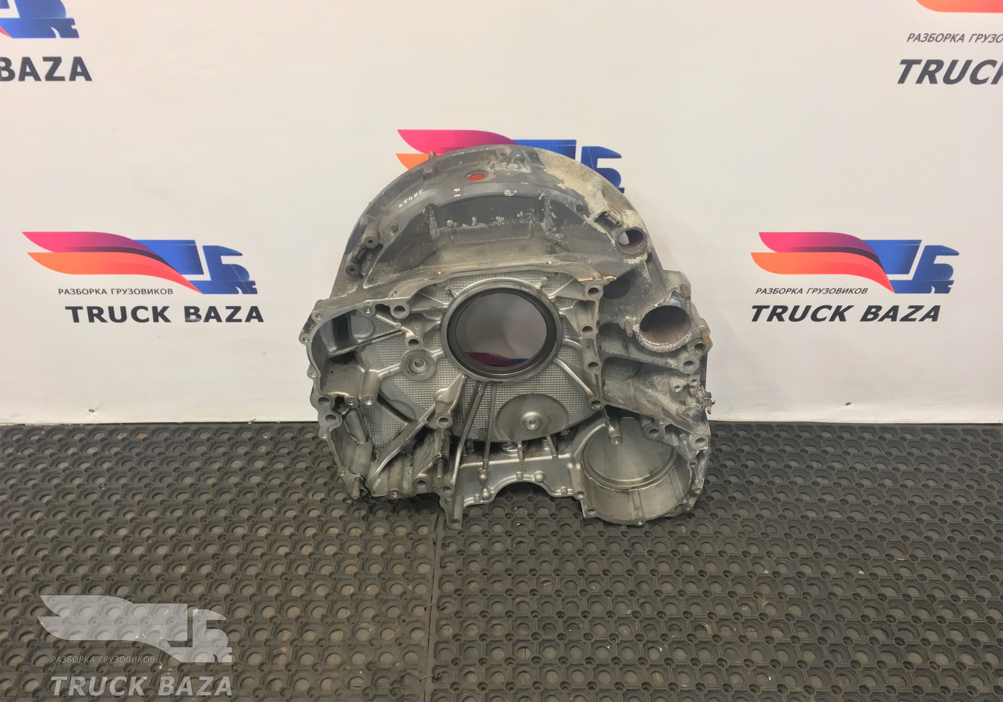 21768996 Кожух маховика для Renault T