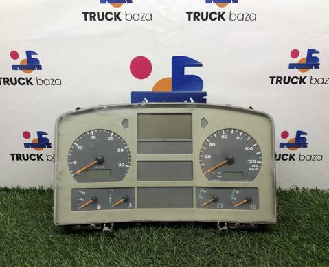 81272026125 Панель приборов