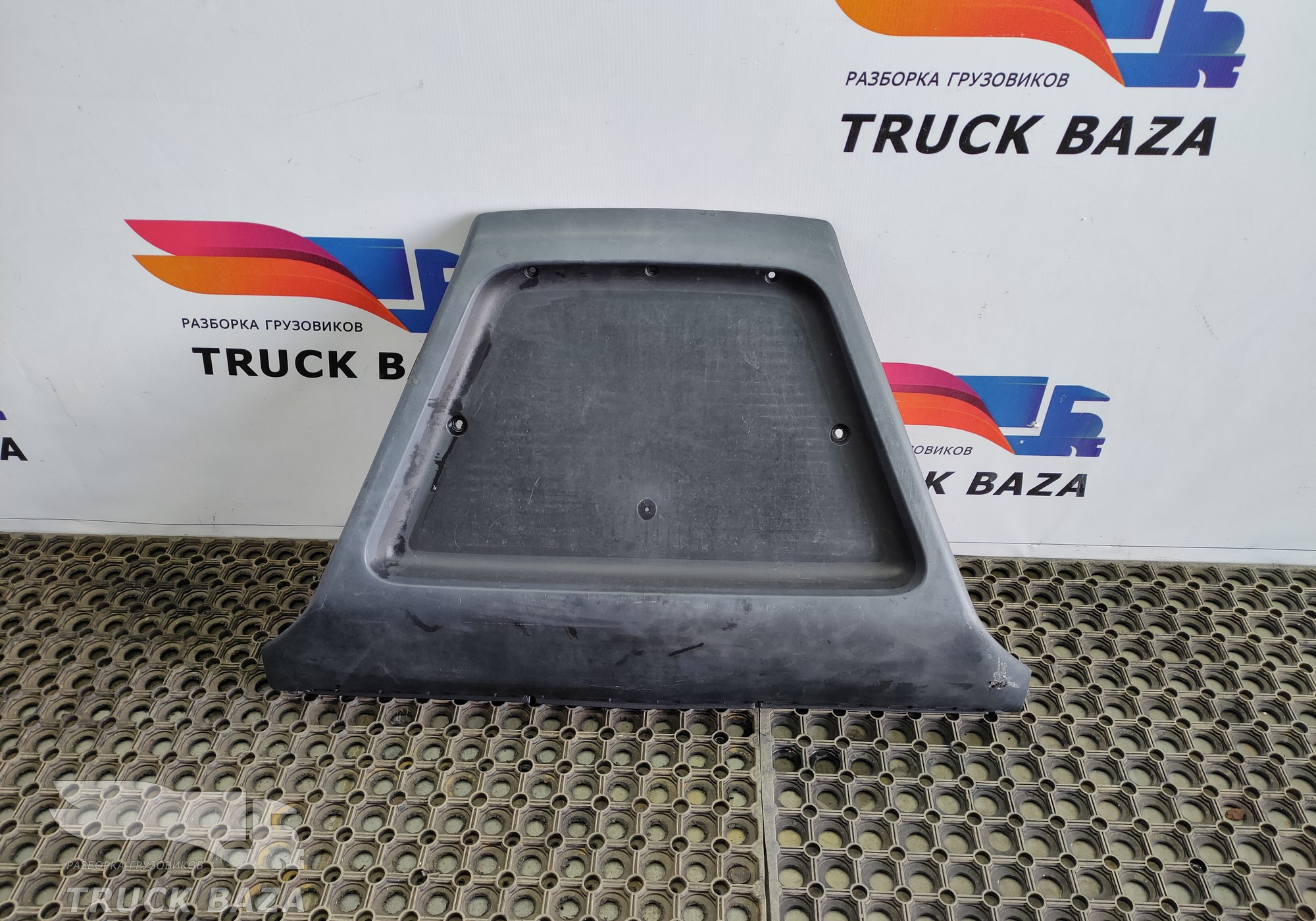 1304865 Панель торпедо для Daf CF II (с 2006 по 2013)