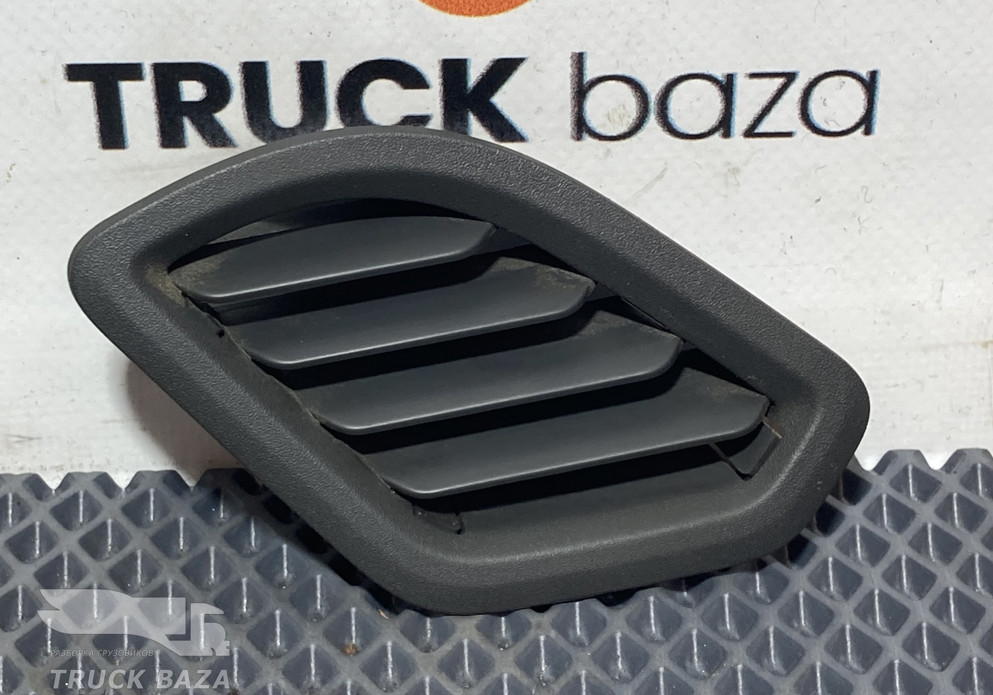 2188568 Дефлектор воздушный левый для Scania 6-series R (с 2016)