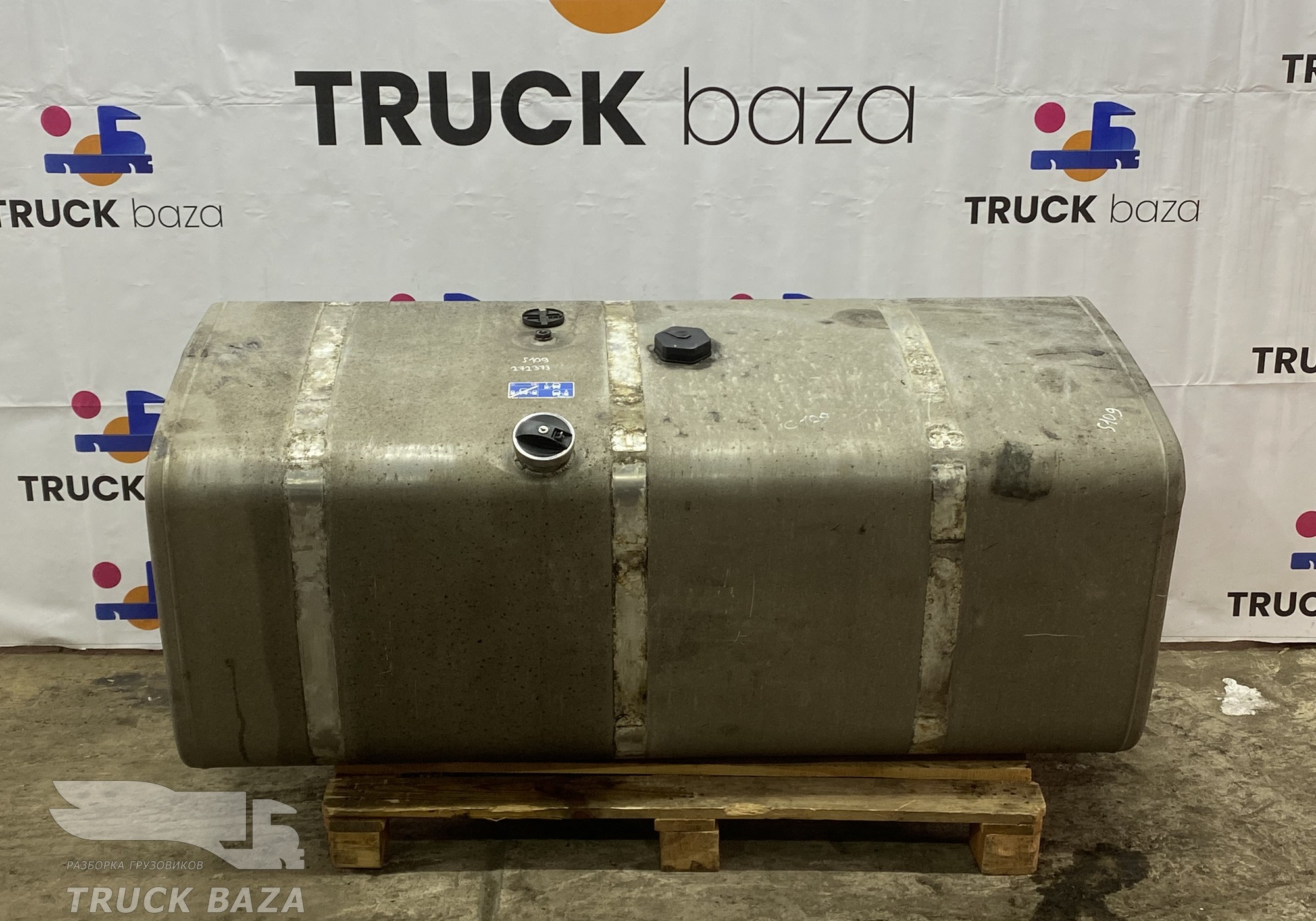 1871192 Бак топливный 700 L для Scania 5-series P (с 2004 по 2016)