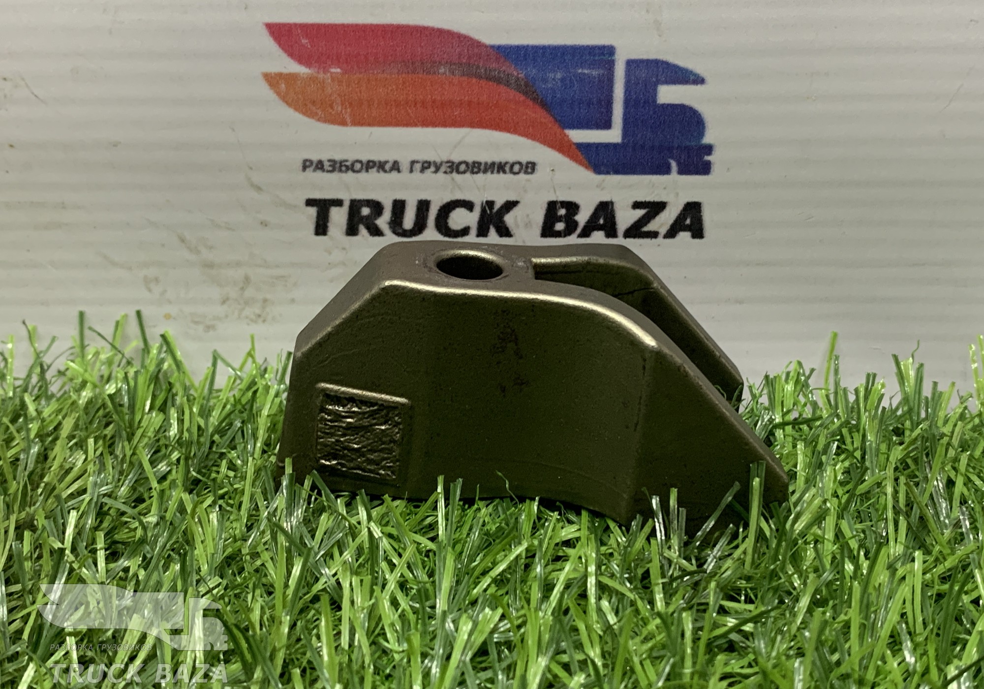 1791123 Кронштейн форсунки топливной