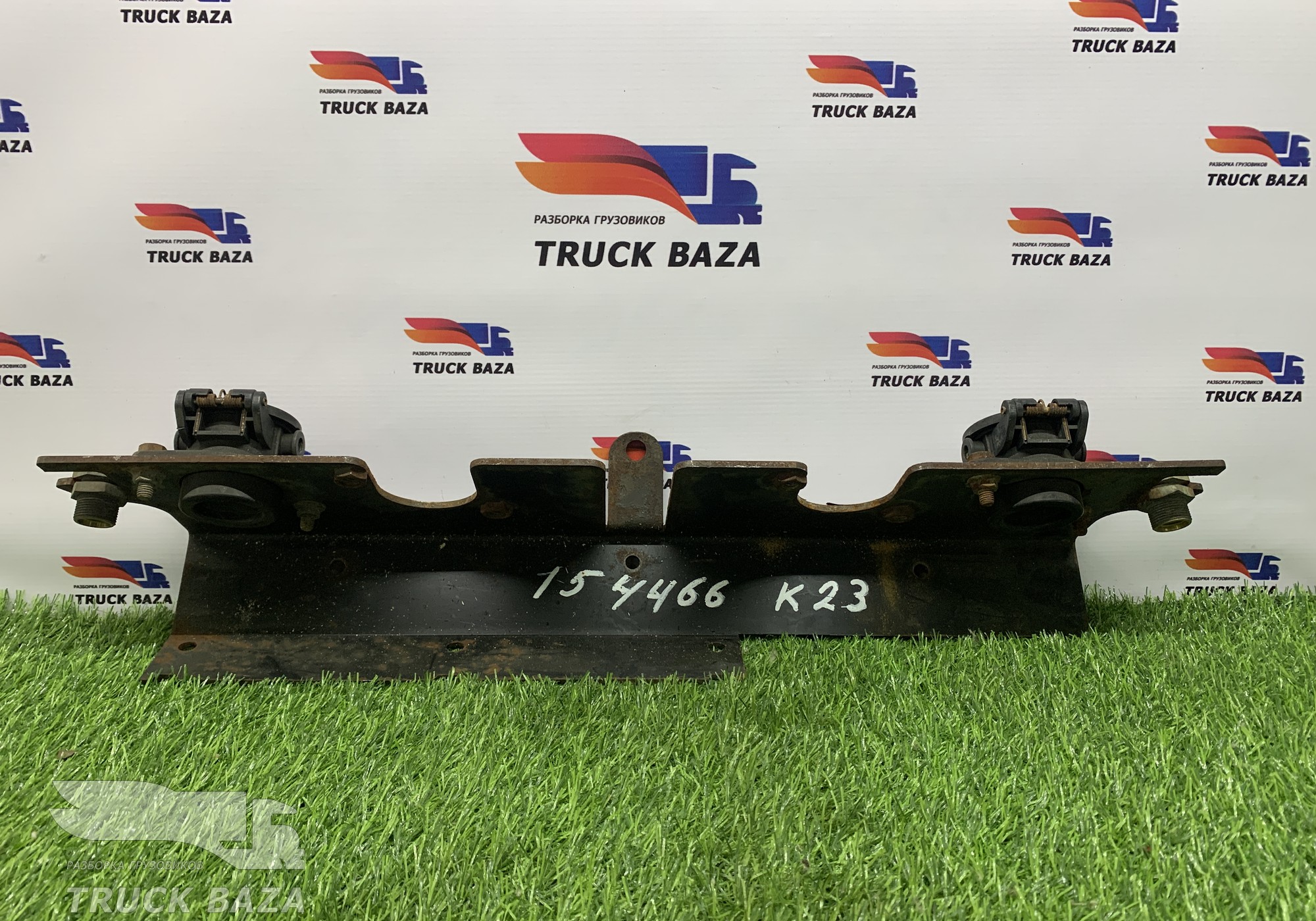 54903727001 Кронштейн розеток для КАМАЗ 5490 (с 2013)