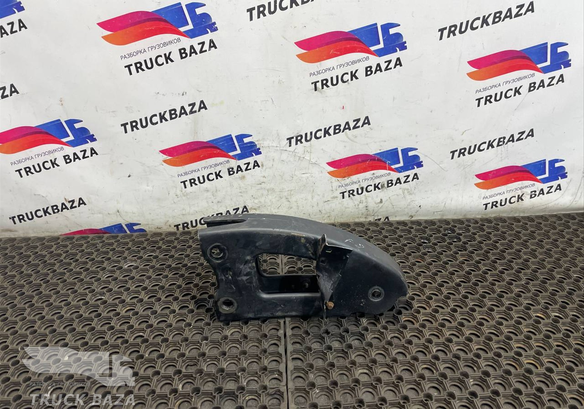 JC465A395AA Кронштейн торсиона кабины для Ford F-MAX (с 2018)