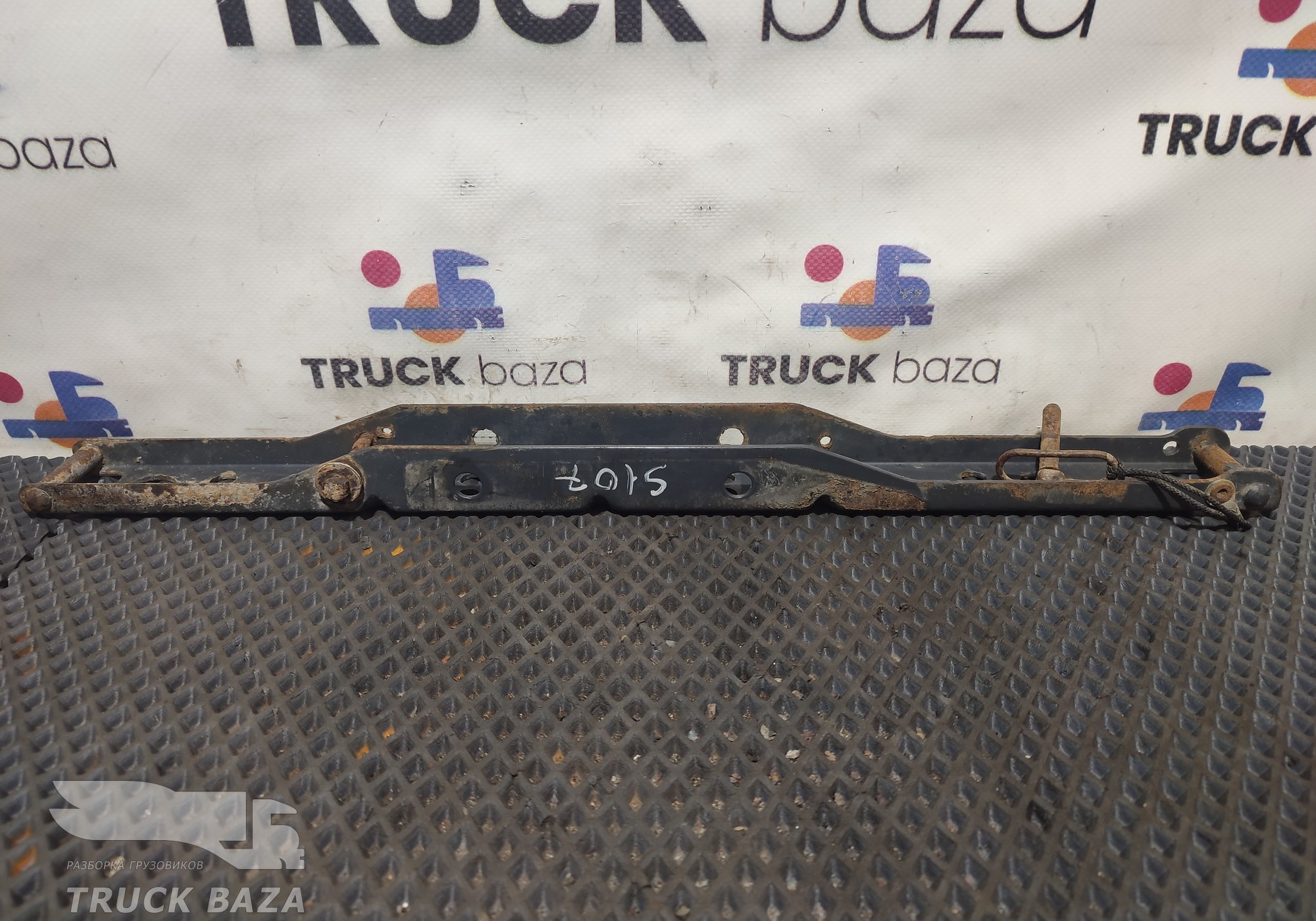 1398041 Кронштейн спойлера для Scania 5-series G (с 2004 по 2016)