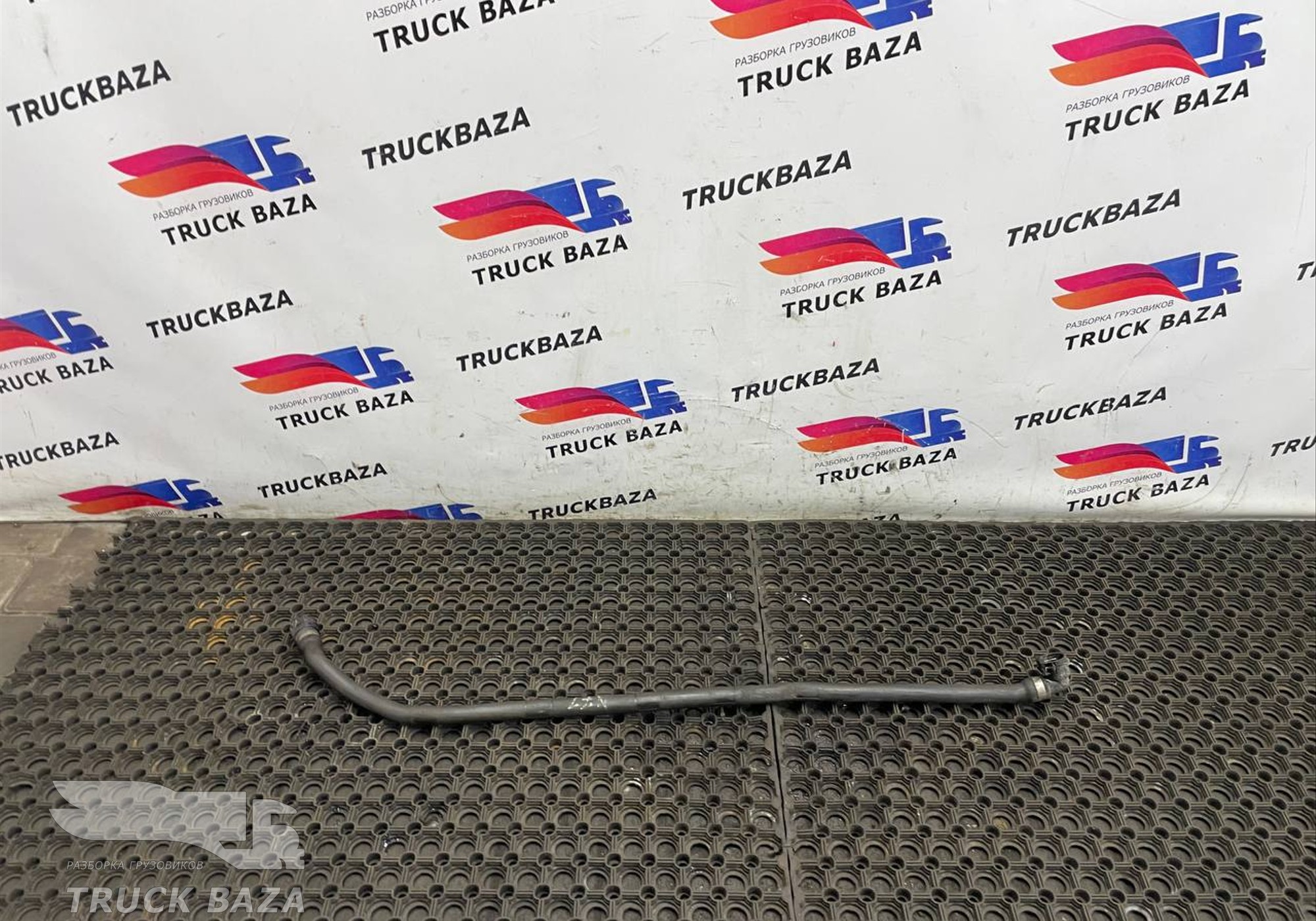 81963050464 Патрубок системы охлаждения для Man TGX II (с 2012)