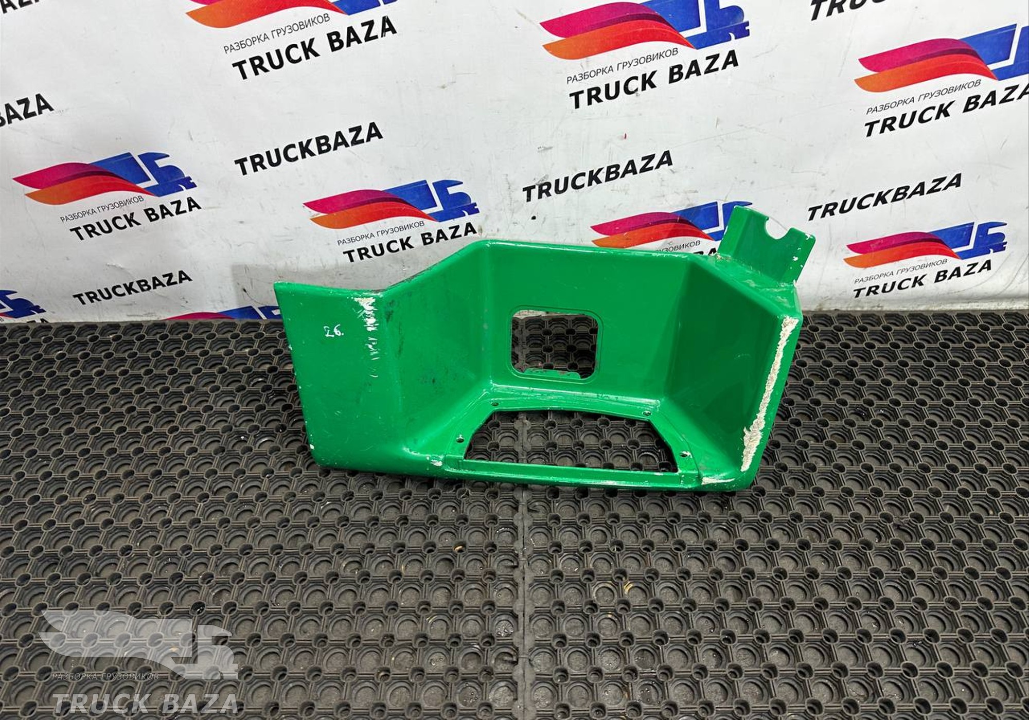 812W615100804 Корпус подножки правой для Sinotruk Sitrak C7H