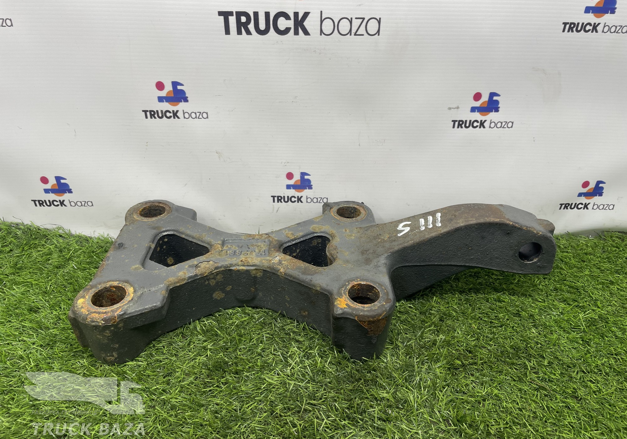 1769881 Кронштейн заднего амортизатора левый для Scania