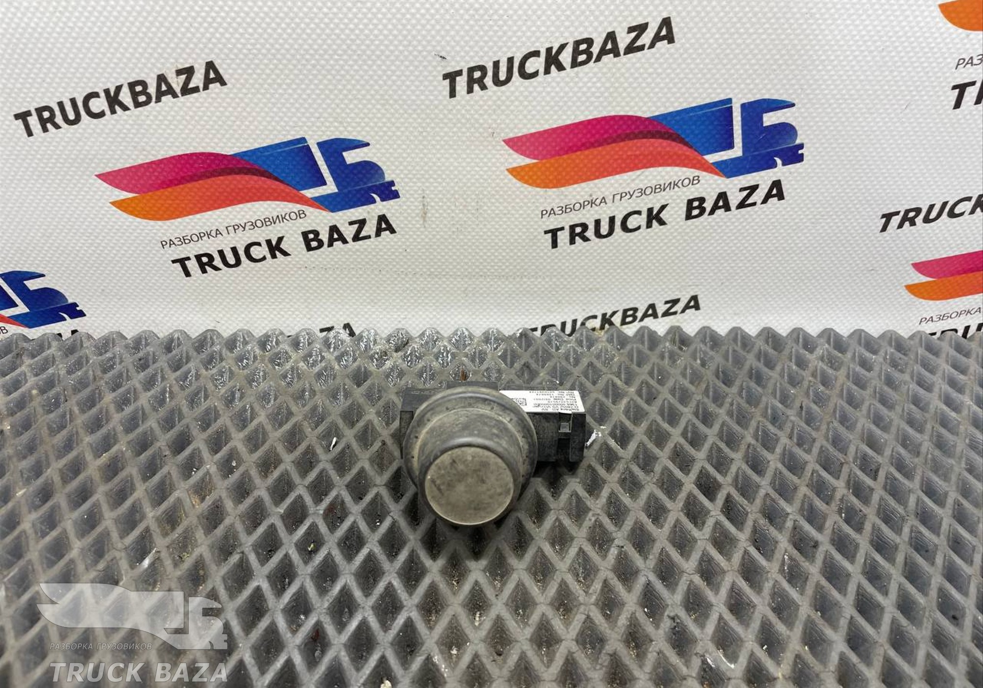 1389674 Переключатель бортового компьютера для Daf XF105 (с 2005)