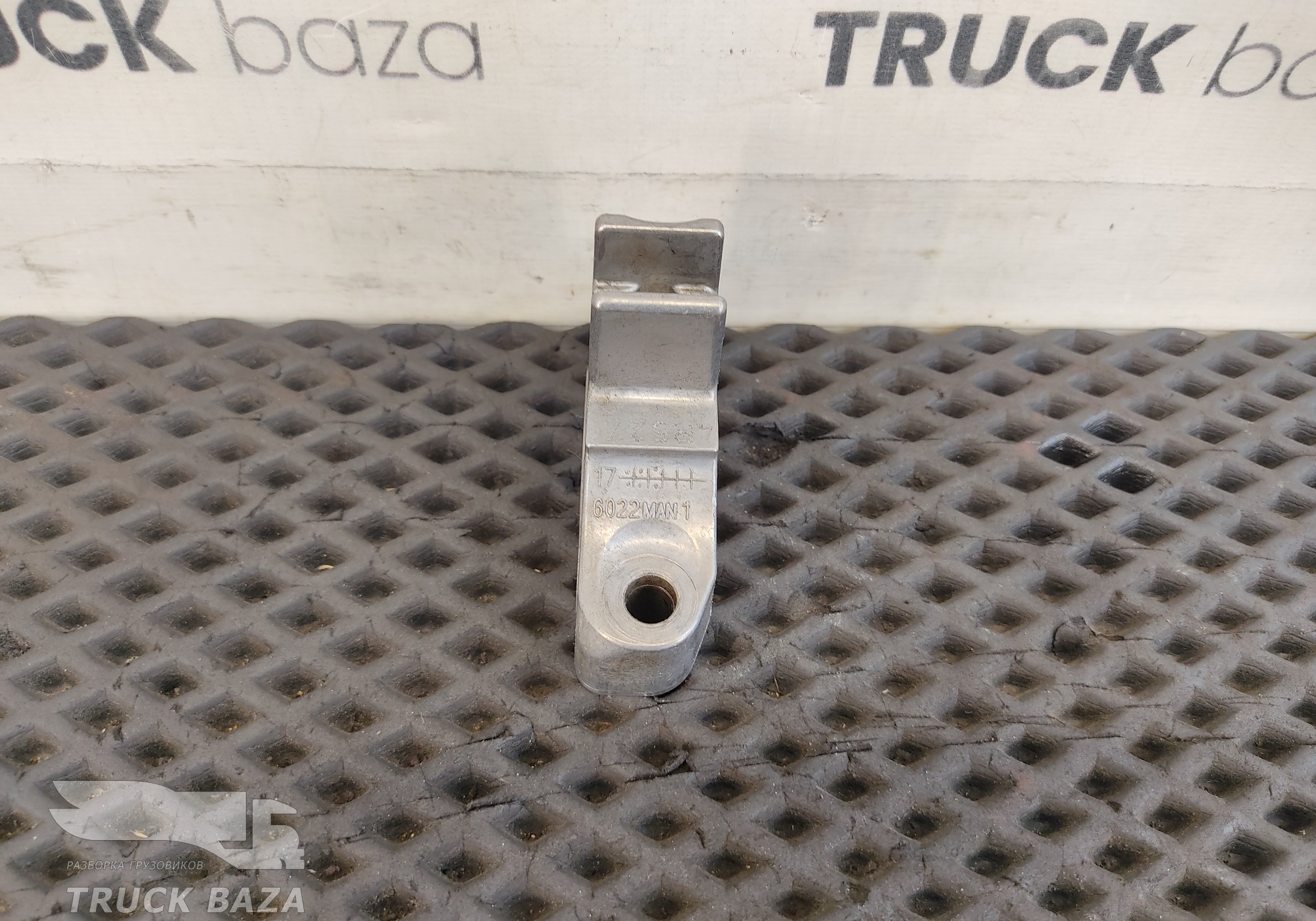 51031056022 Бугель распредвала для Man TGX II (с 2012)