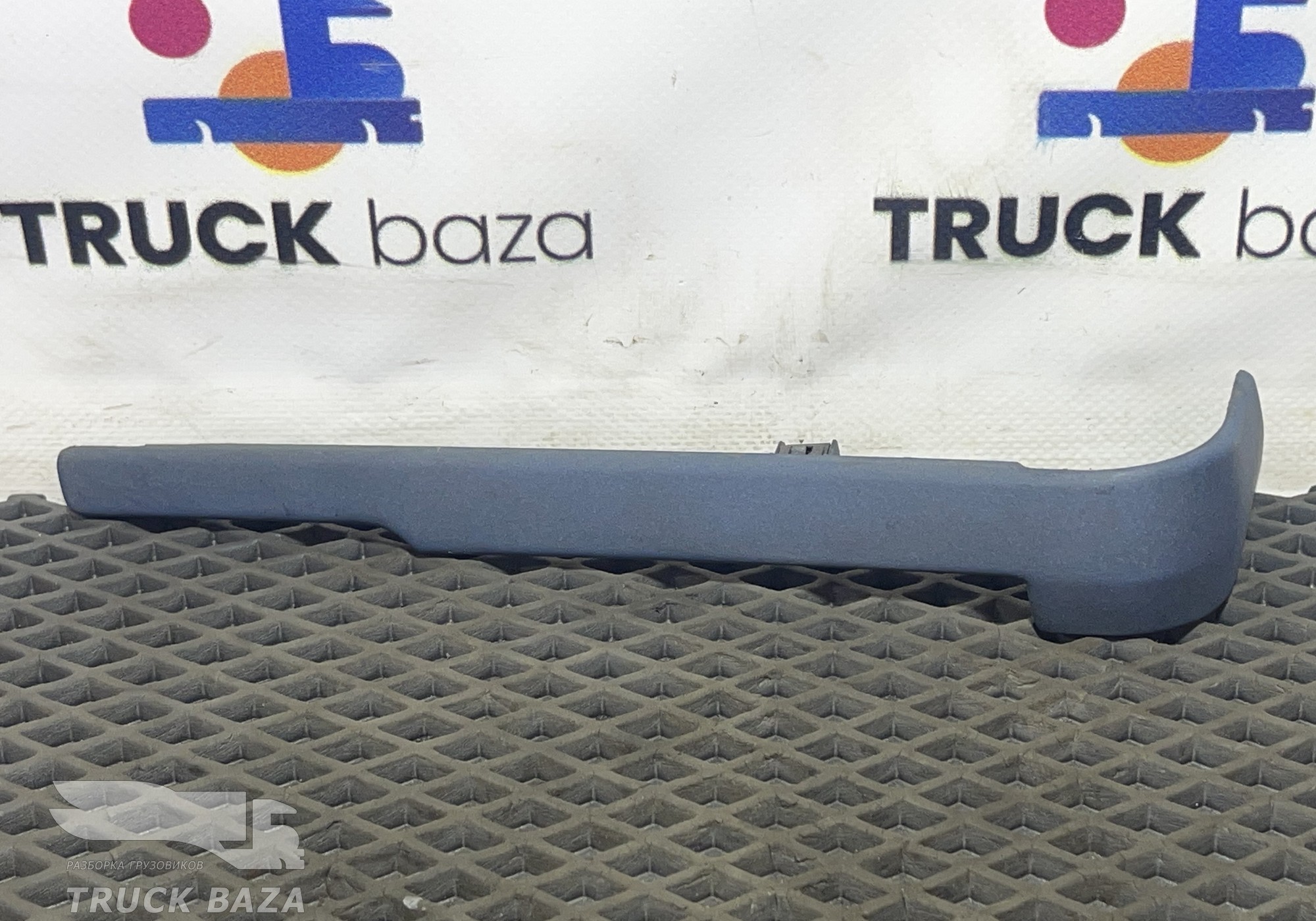 3175680 Молдинг торпедо для Volvo FM II (с 2002)