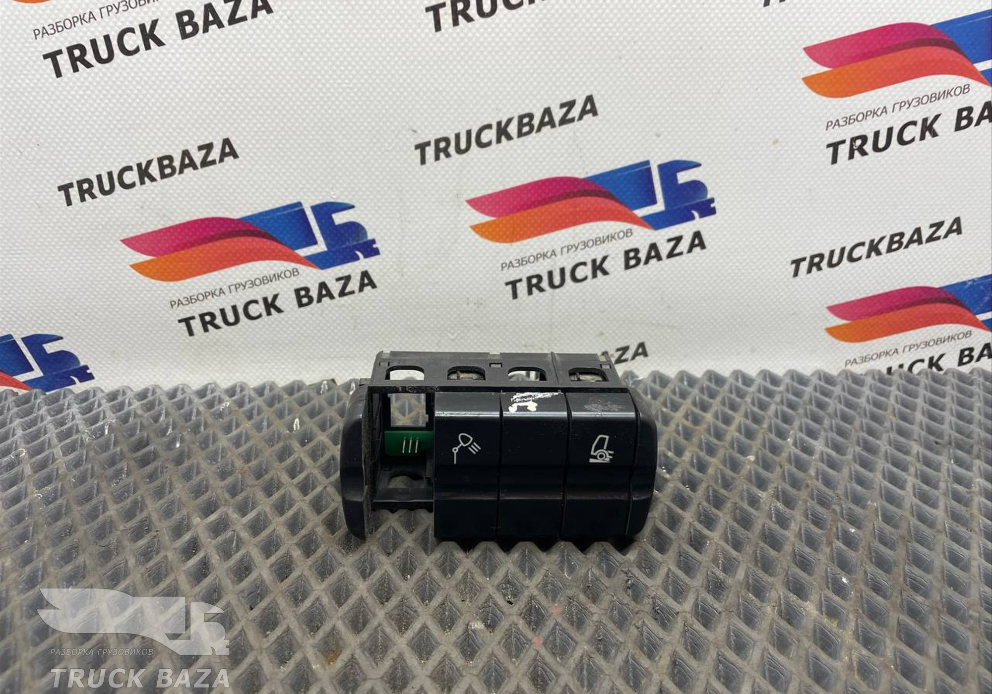 9435450124 Кнопка помощи при трогании для Mercedes-Benz Actros MP3 (с 2008)