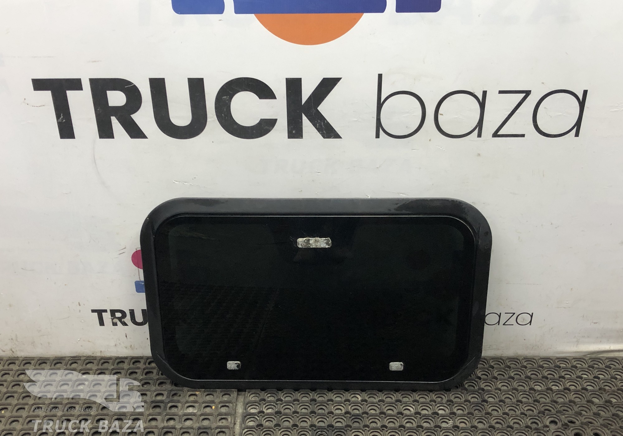 1918481 Люк в сборе