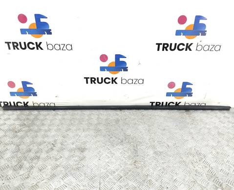 81629100288 Молдинг крыши правый для Man TGS