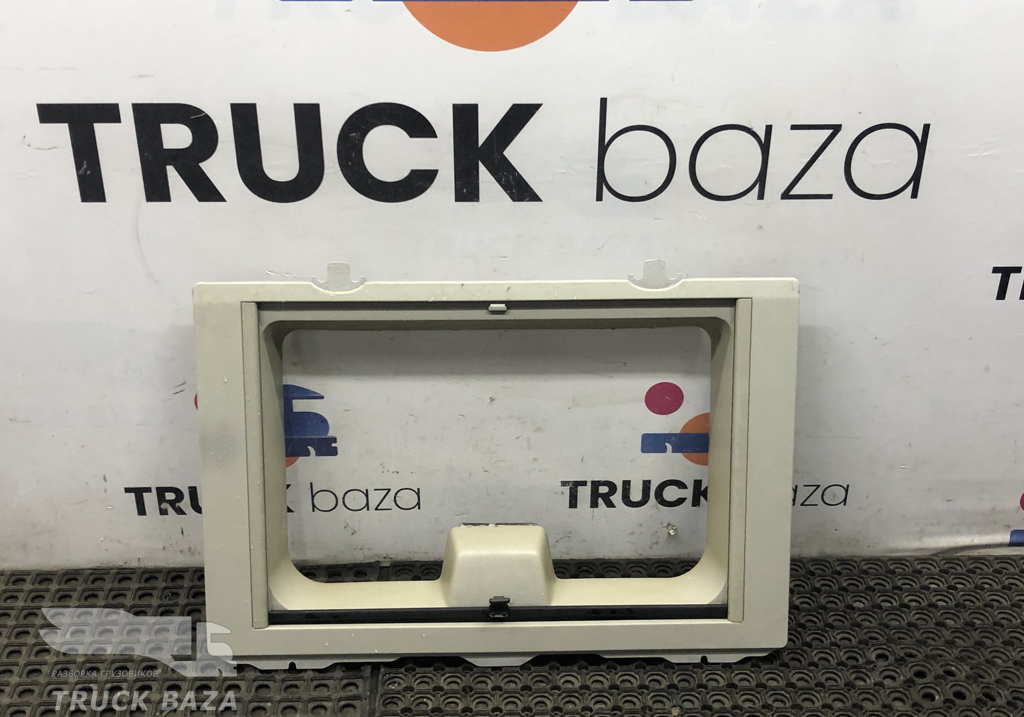 60025030 Накладка люка