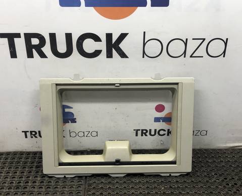 60025030 Накладка люка для Iveco