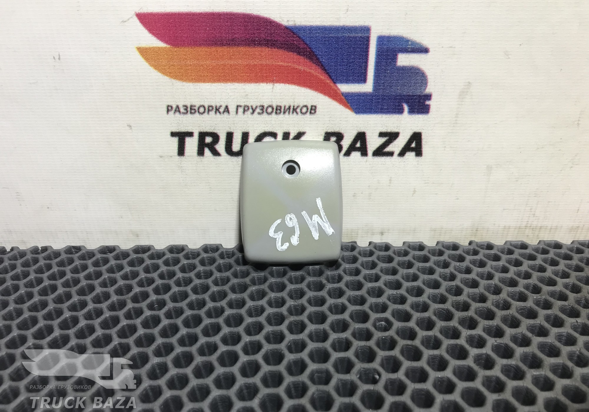 81639010025 Накладка салона для Man TGA