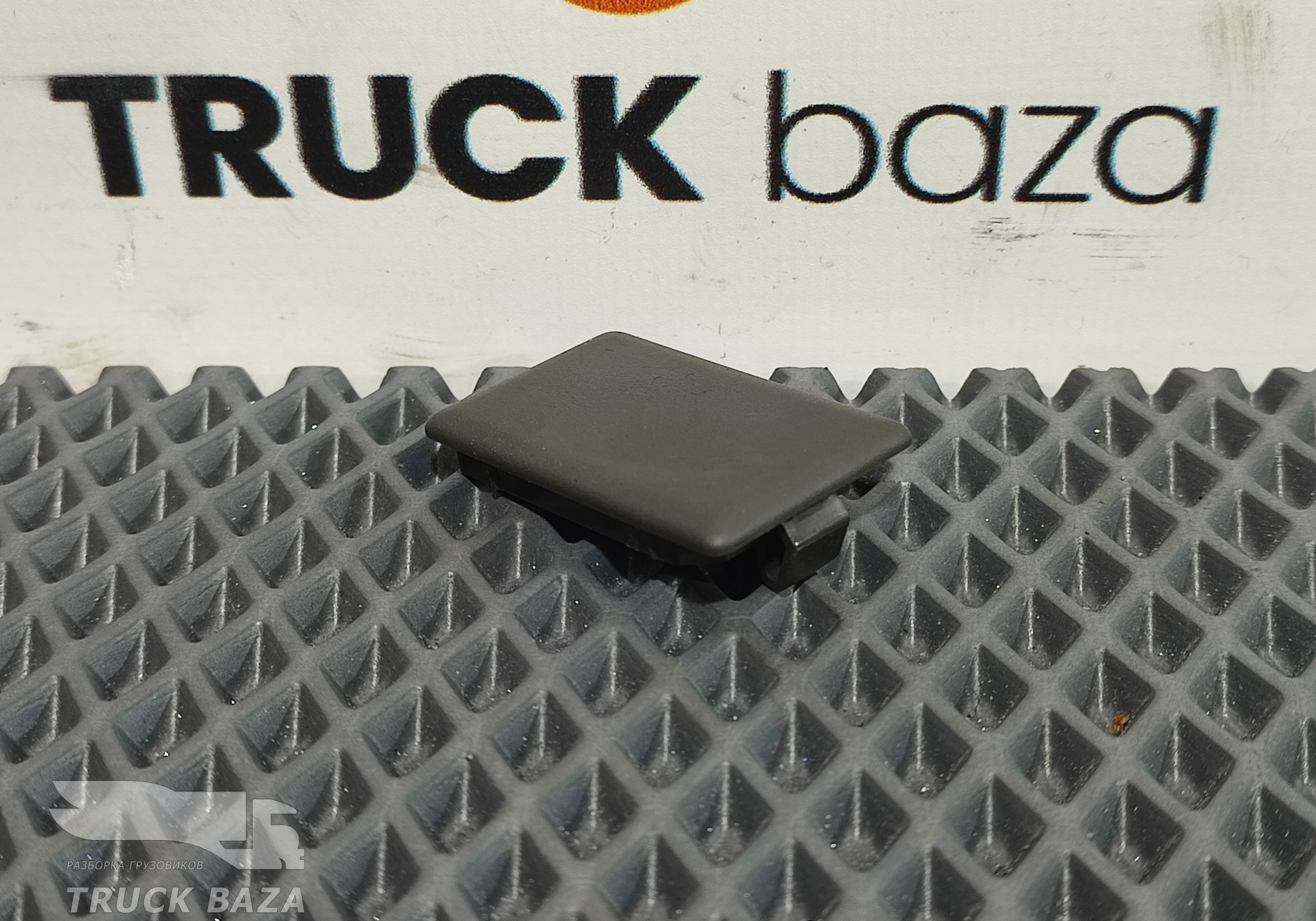 2298535 Заглушка панели приборов для Scania 6-series R (с 2016)