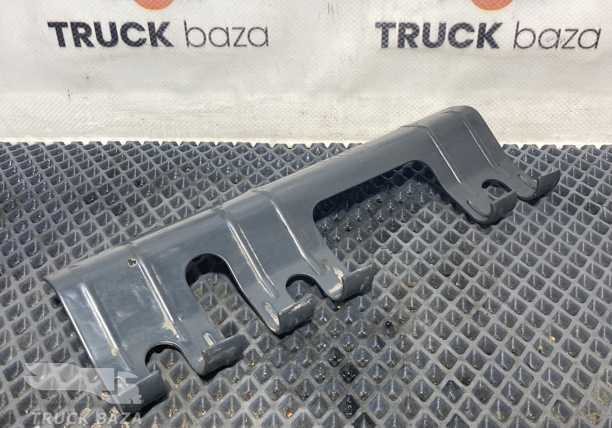 1393301 Кронштейн шумоизоляции для Scania