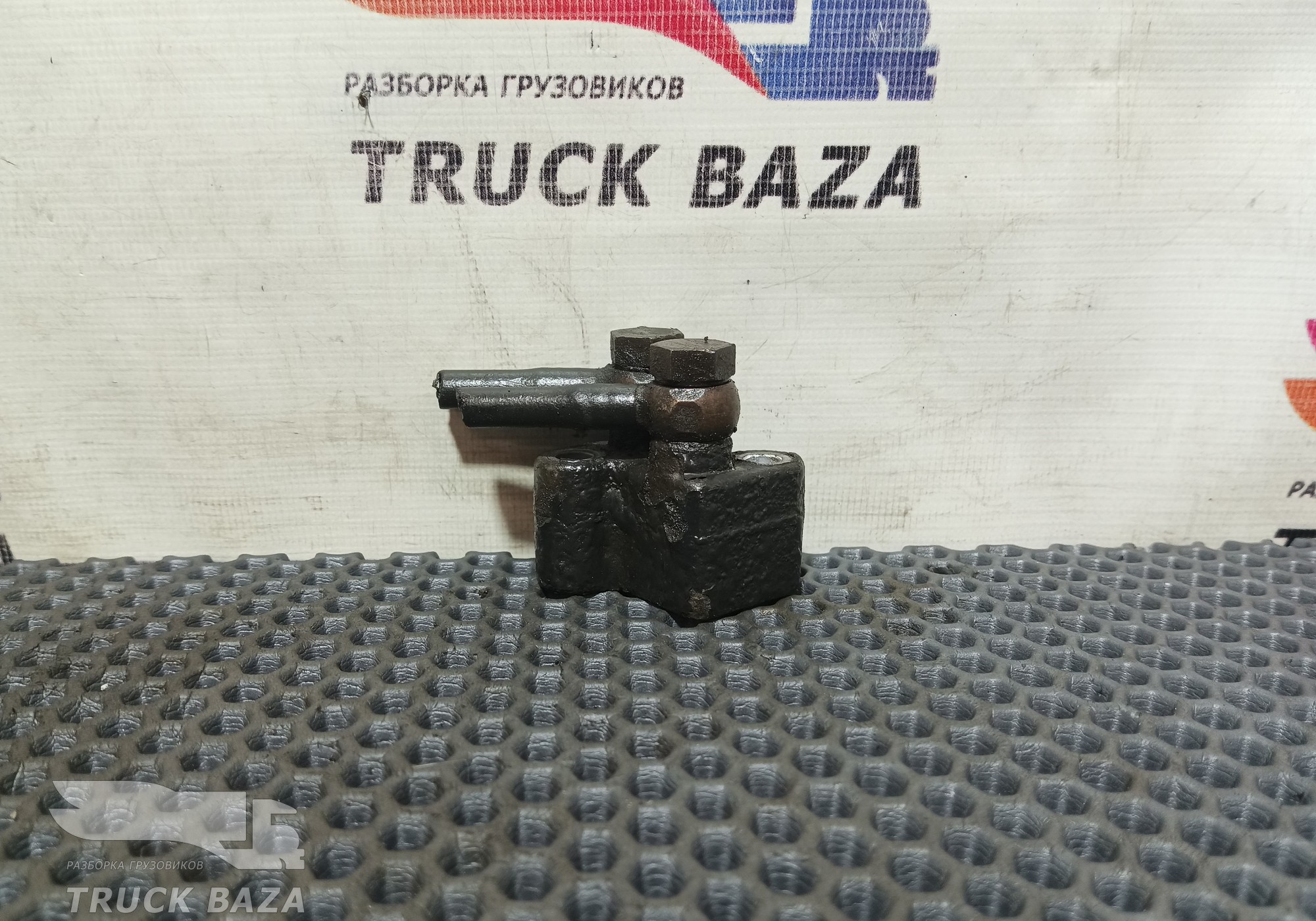 81521700016 Кран распределительный КПП 16S2220TD для Man TGA