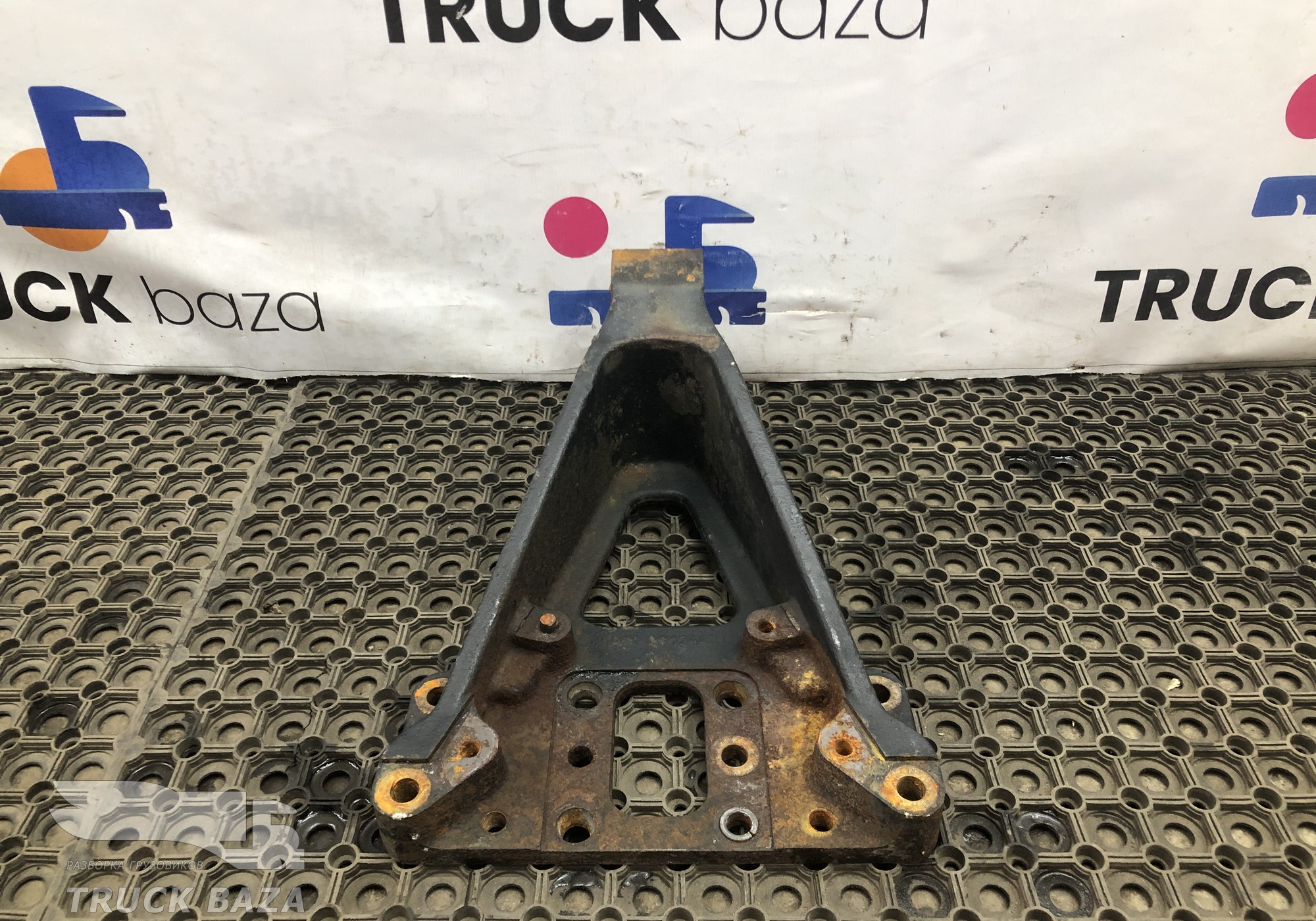 54902912447 Кронштейн реактивной тяги для КАМАЗ 5490 (с 2013)