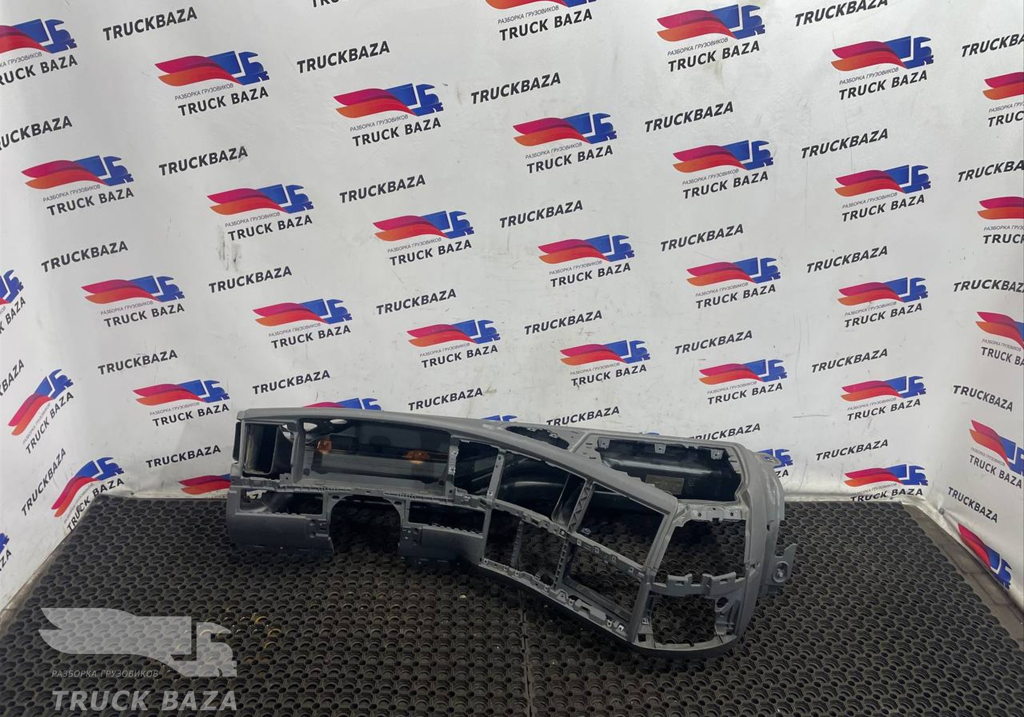 3175565 Торпедо левая часть для Volvo FH 2 (с 2002 по 2008)