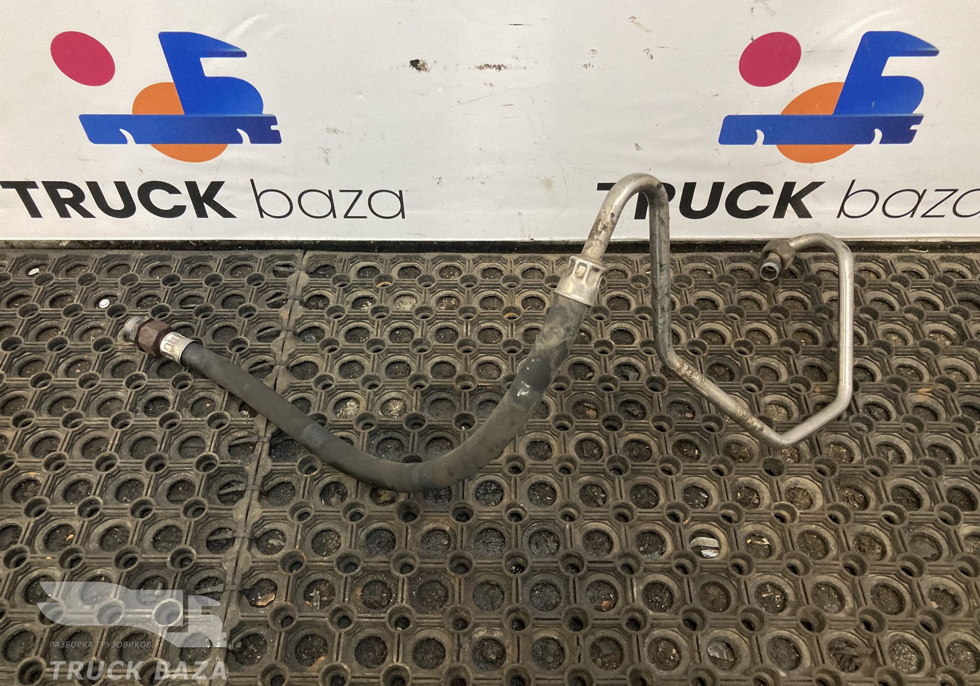 81512010415 Трубка тормозная