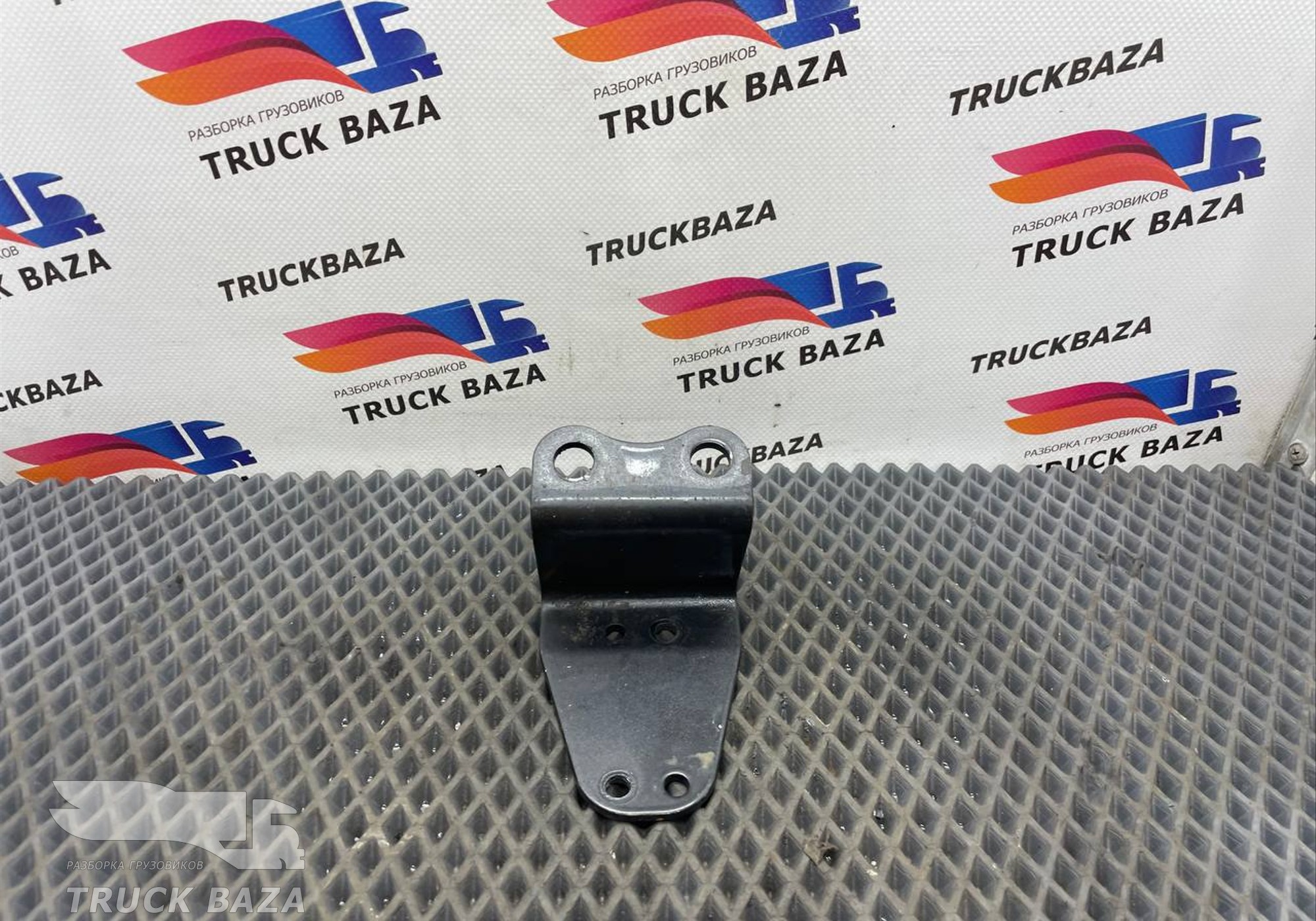 81517150592 Кронштейн крана ABS для Man TGX TG3 (с 2020)