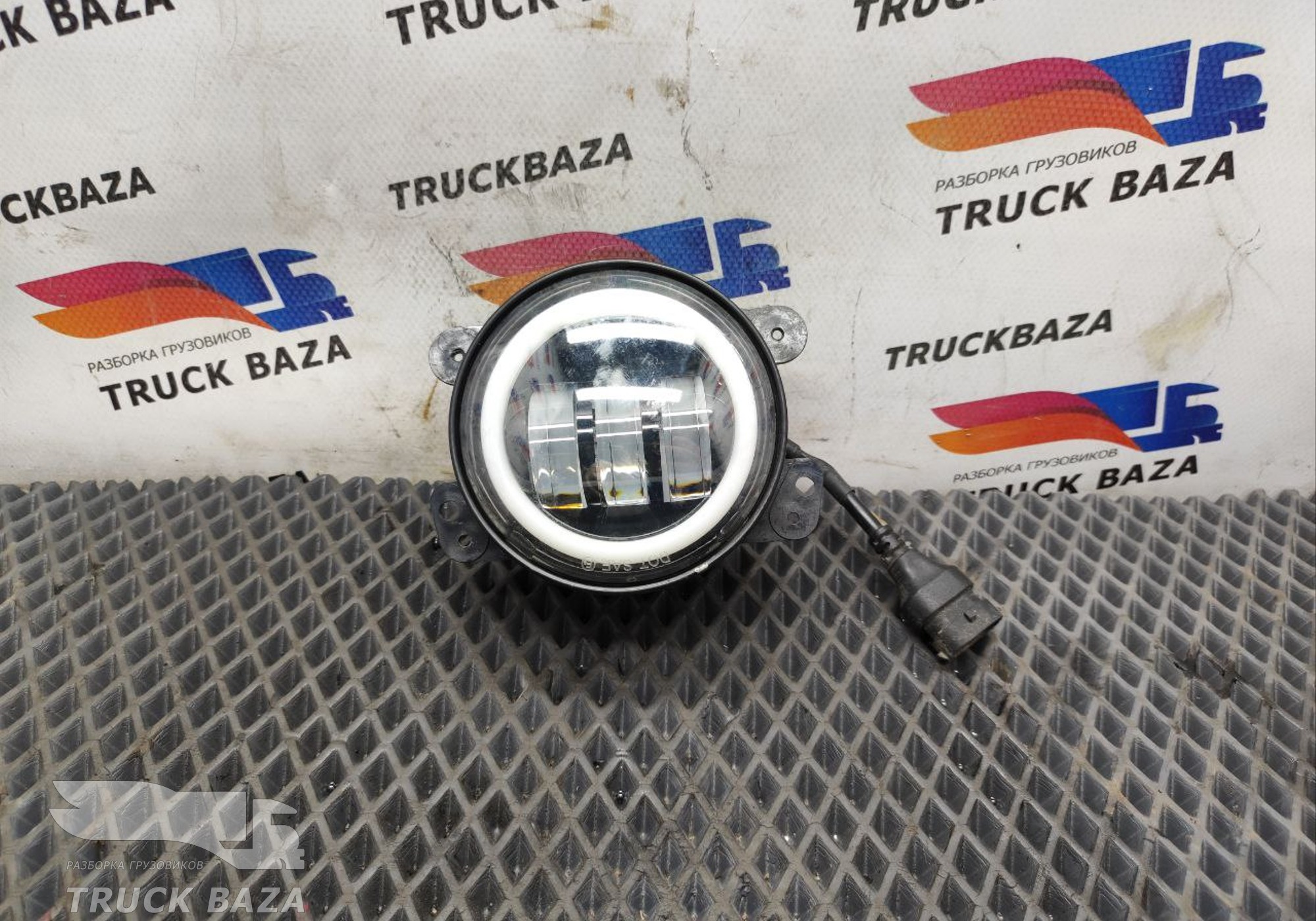 965467 Фара противотуманная для Daf XF105 (с 2005)