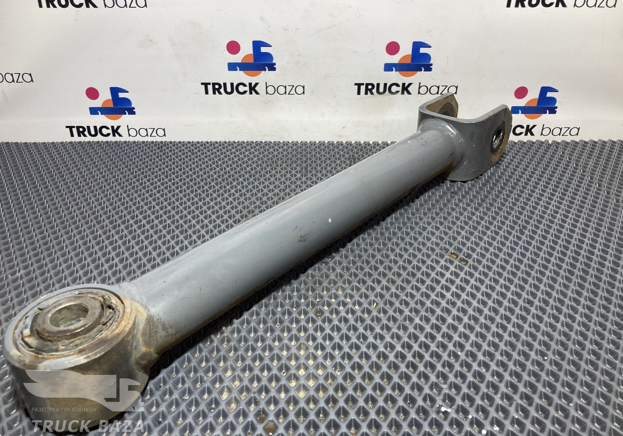 1436699 Стойка заднего стабилизатора