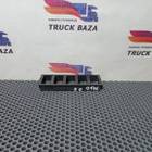 5010232158 Рамка кнопок для Renault Magnum