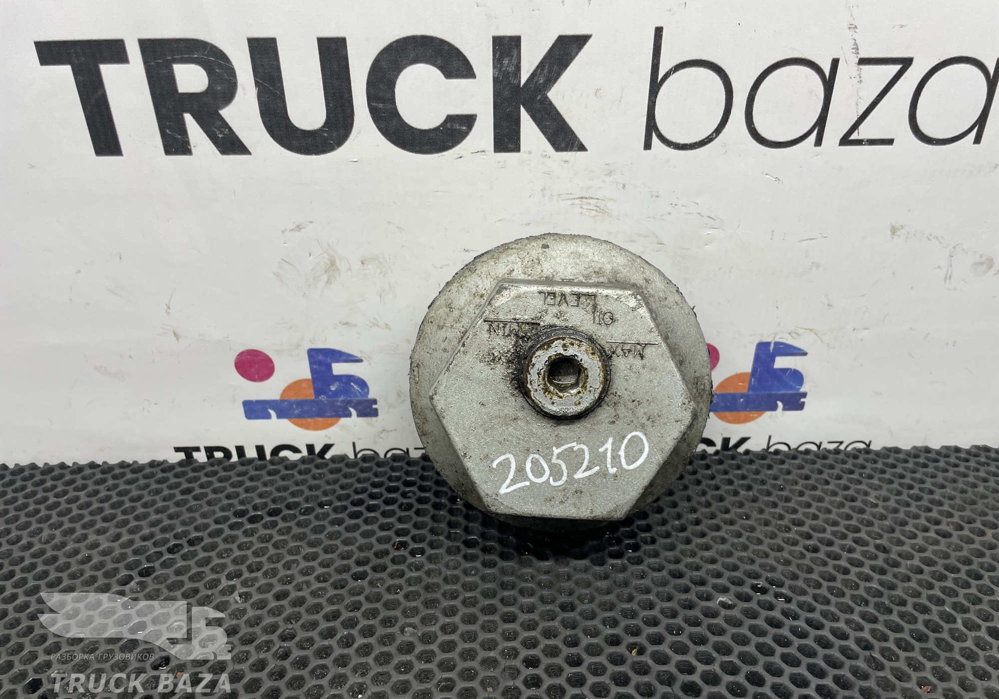 7184091 Крышка передней ступицы для Iveco EuroTech