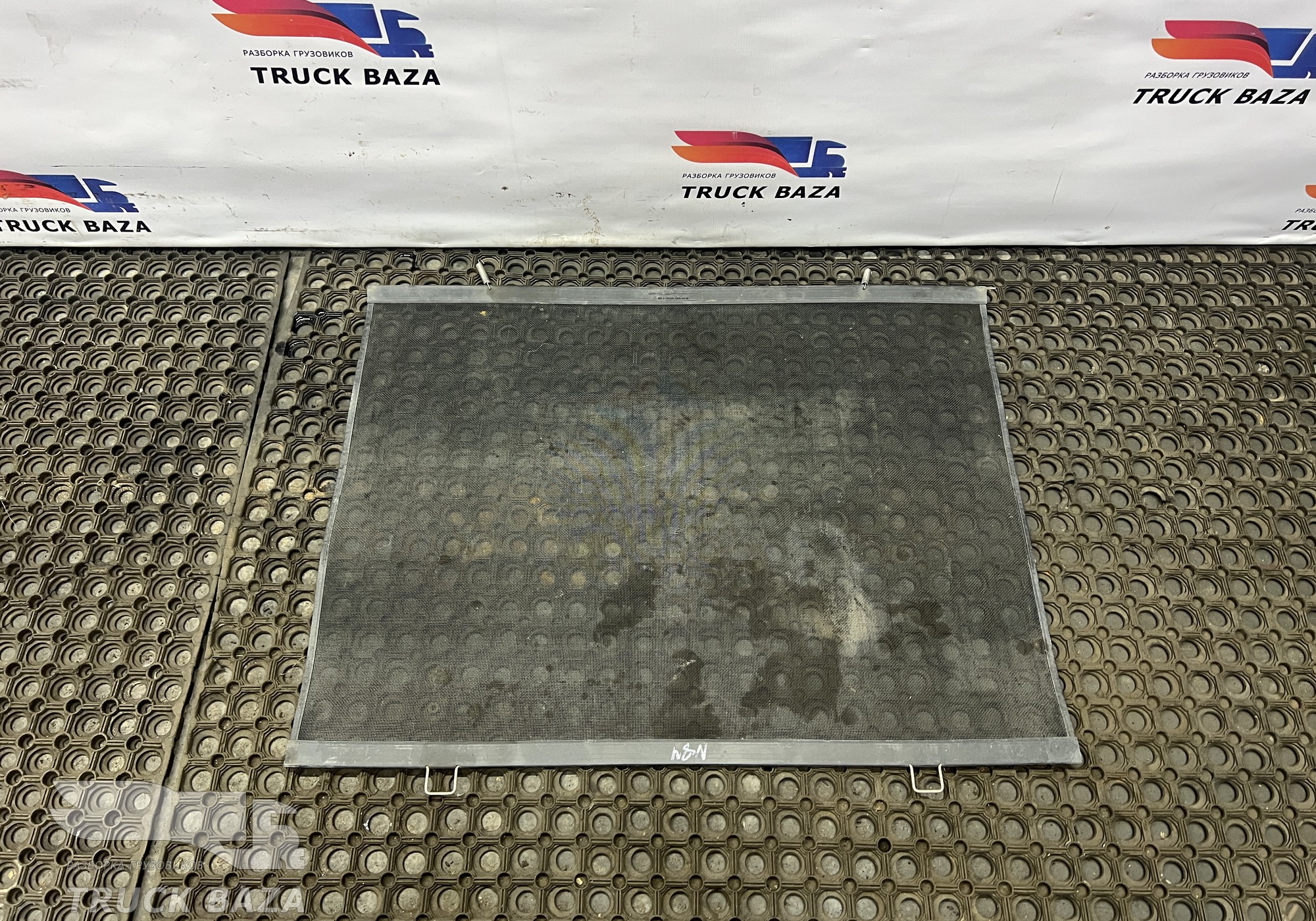 81062016024 Сетка радиатора охлаждения для Man TGM II (с 2008)