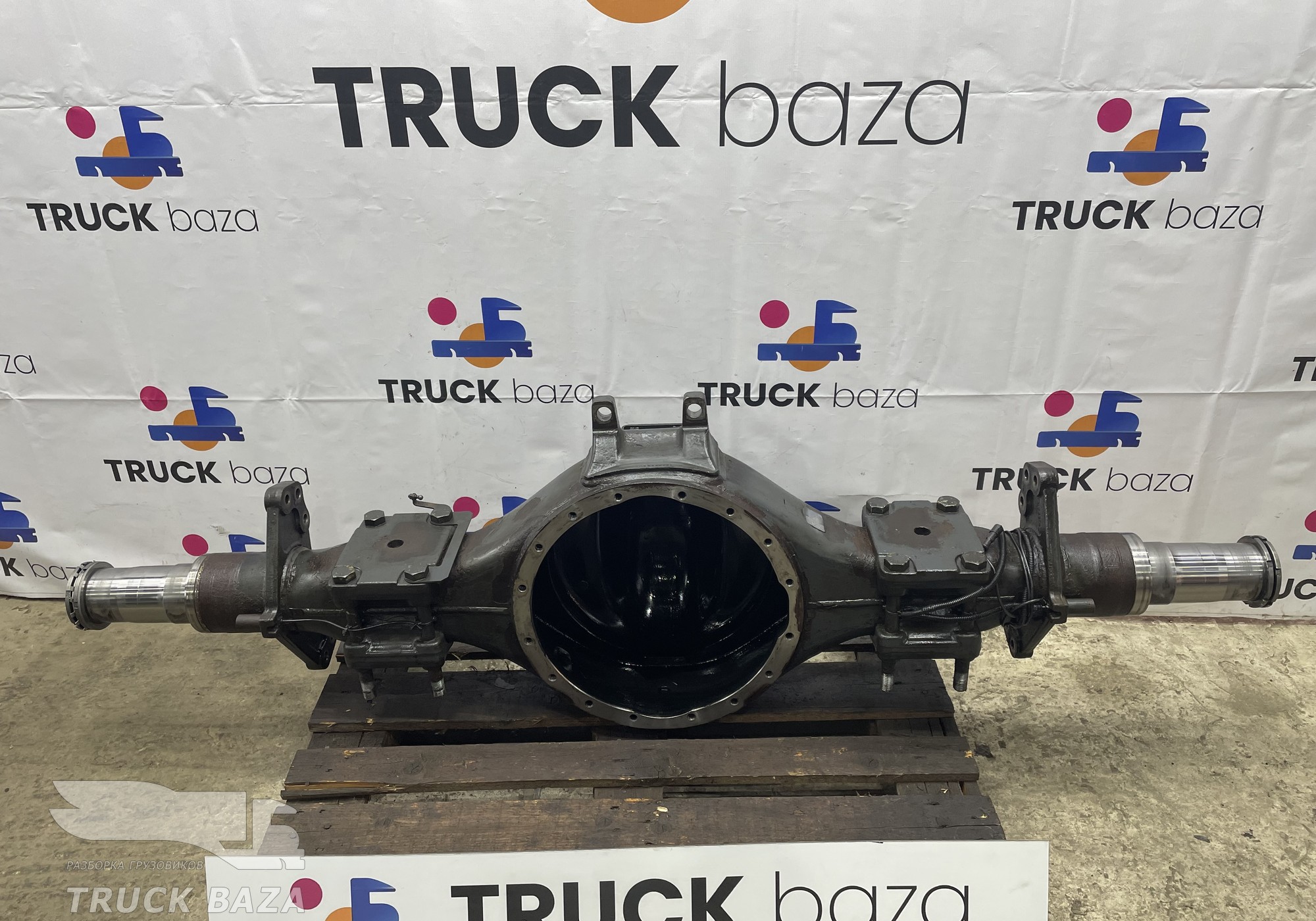 A9483504030 Корпус заднего моста