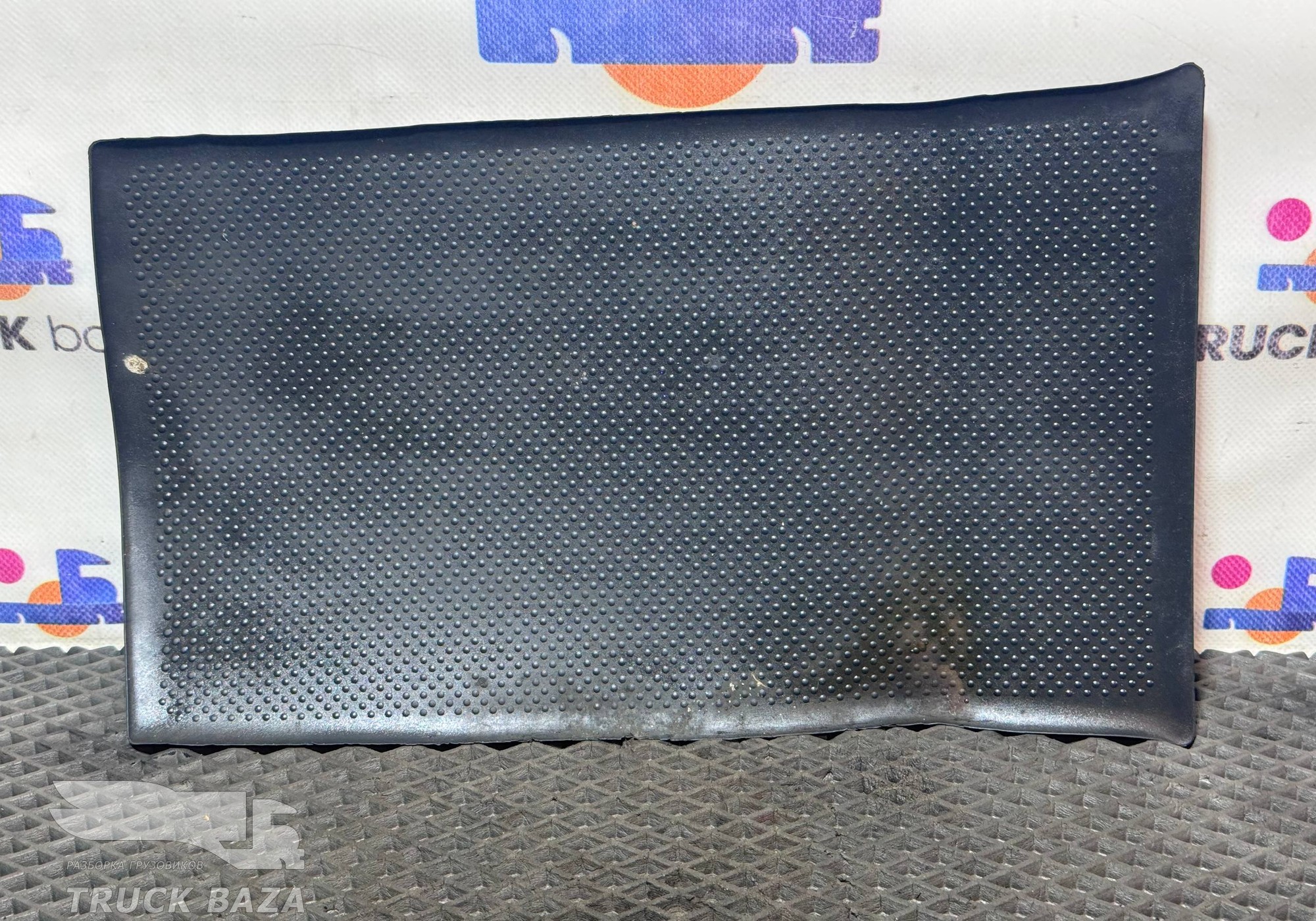 A9406892096 Коврик бардачка