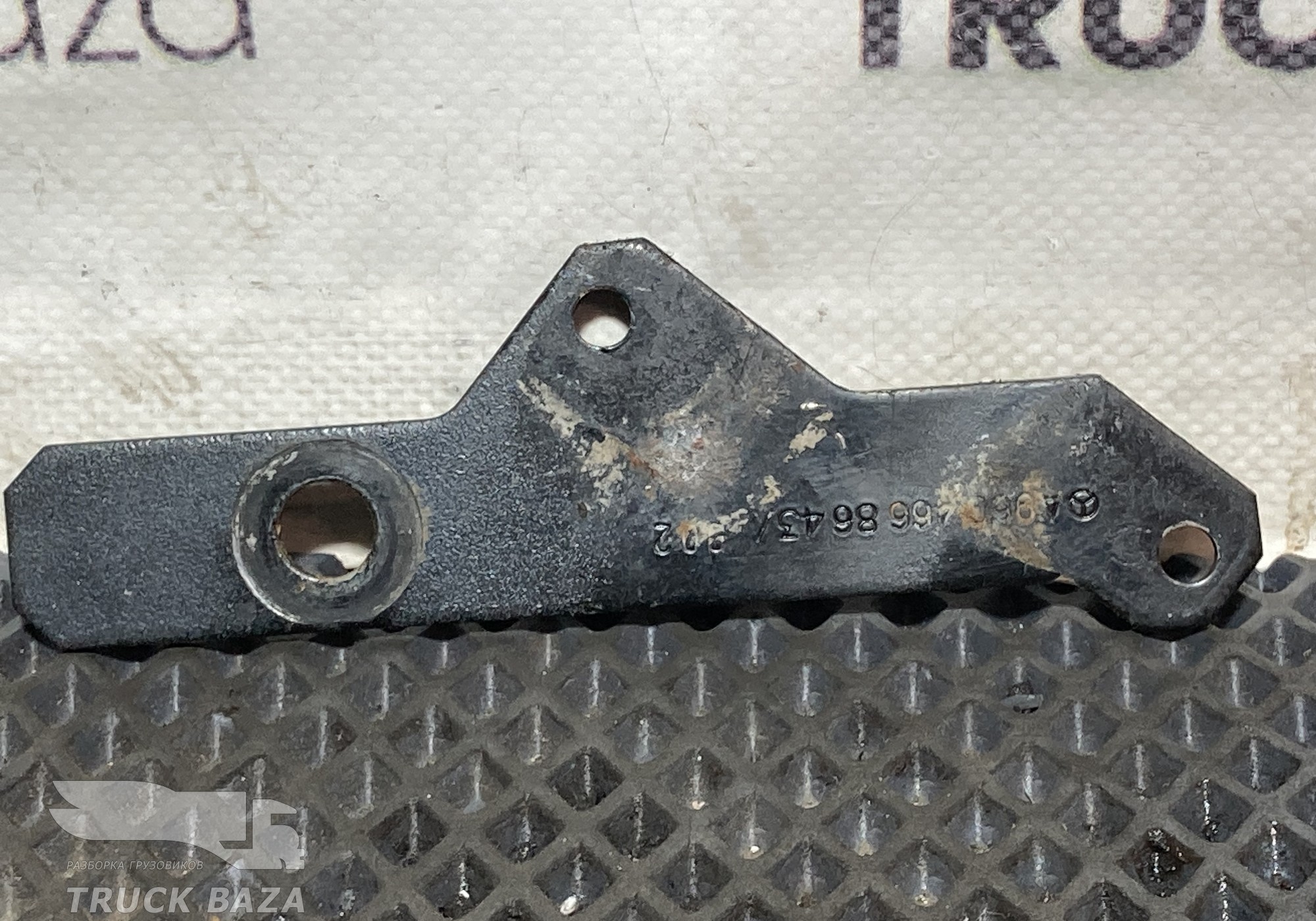 9604668643 Кронштейн усилителя бампера для Mercedes-Benz Actros New Actros MP4 (с 2011)