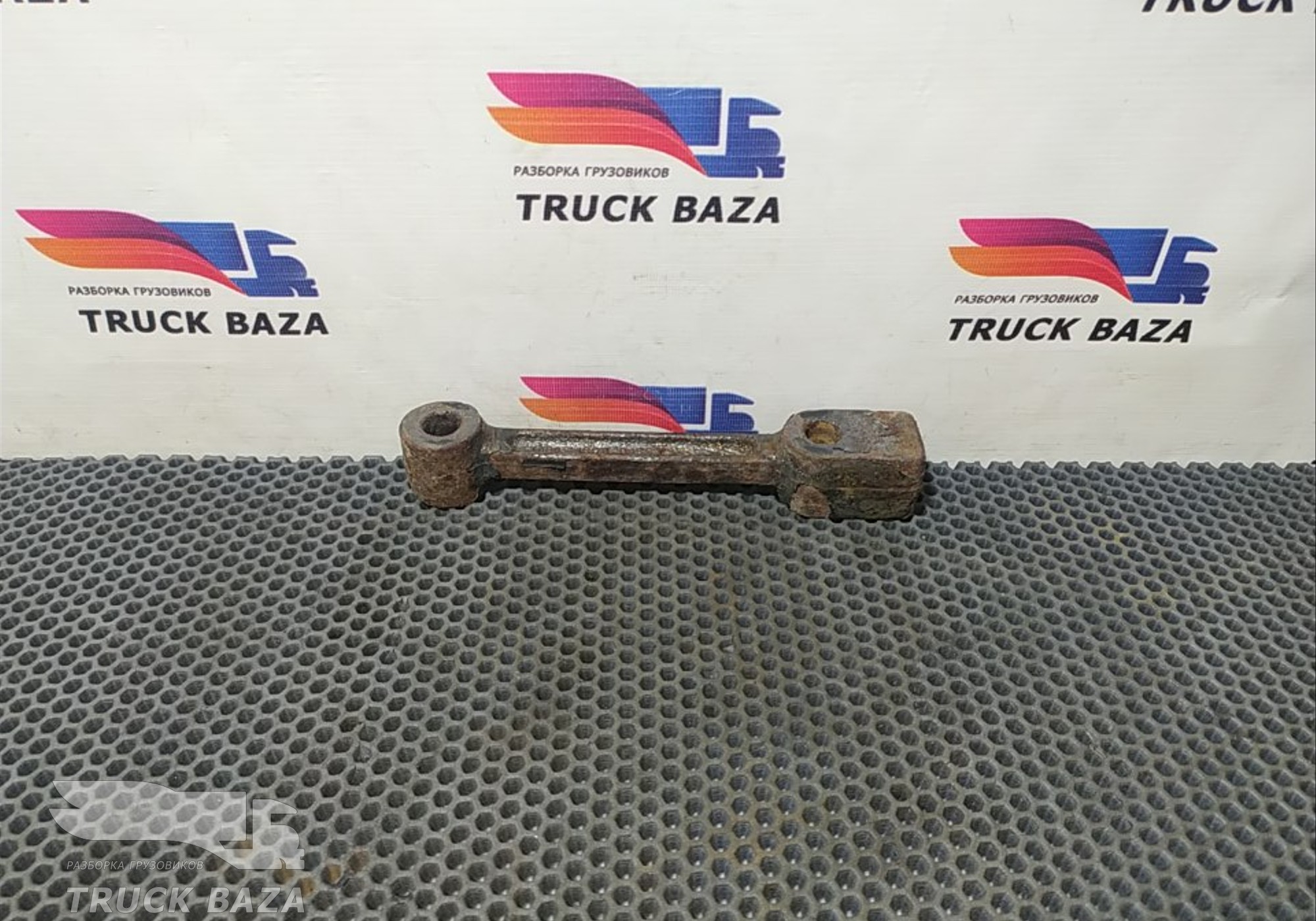 81418600155 Кронштейн АКБ для Man TGS