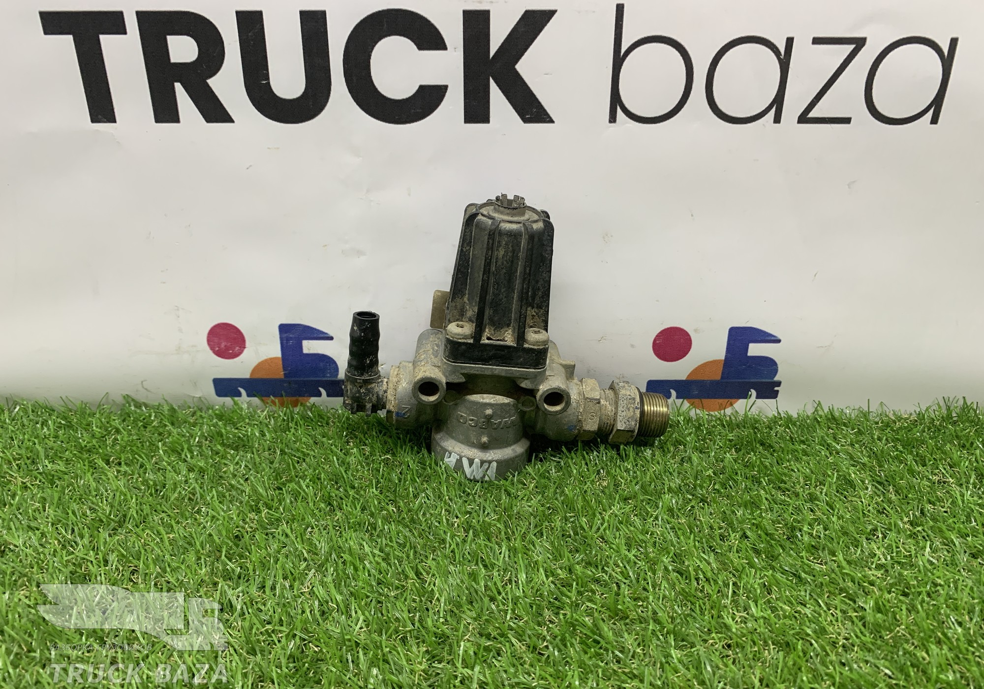 WG9000360549 Клапан тормозной для Sinotruk Howo T5G