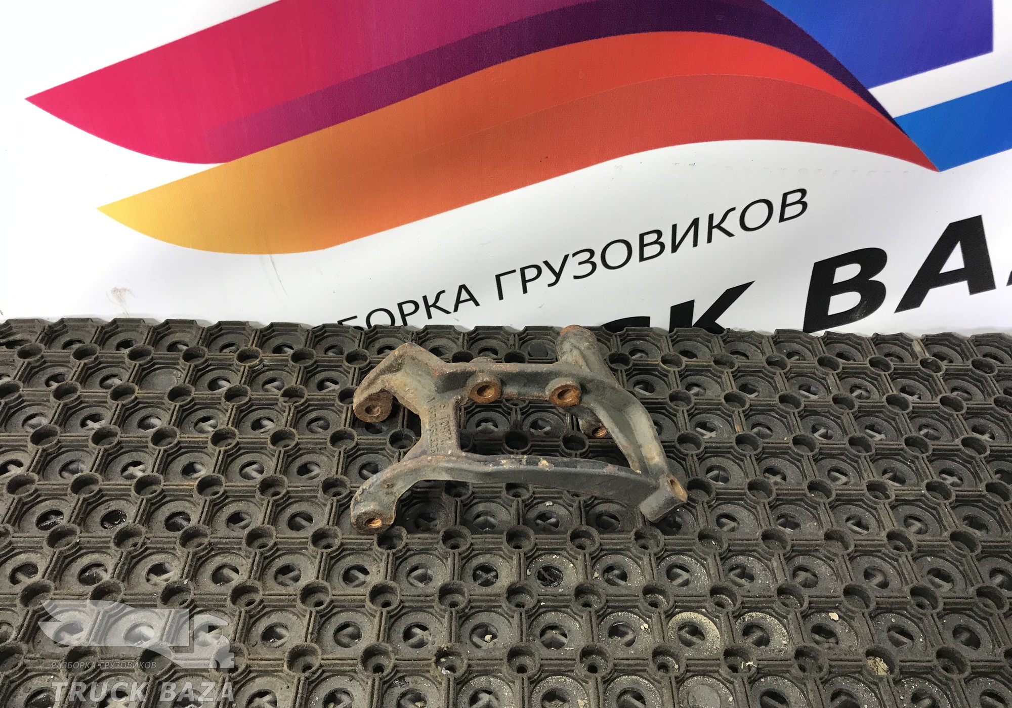 4571551535 Кронштейн генератора для Mercedes-Benz Axor I (с 2001 по 2004)