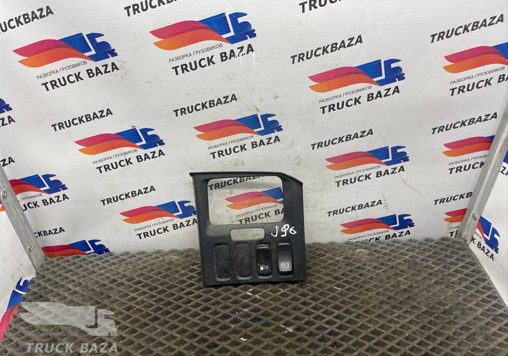 1868290 Рамка кнопок для Scania 5-series